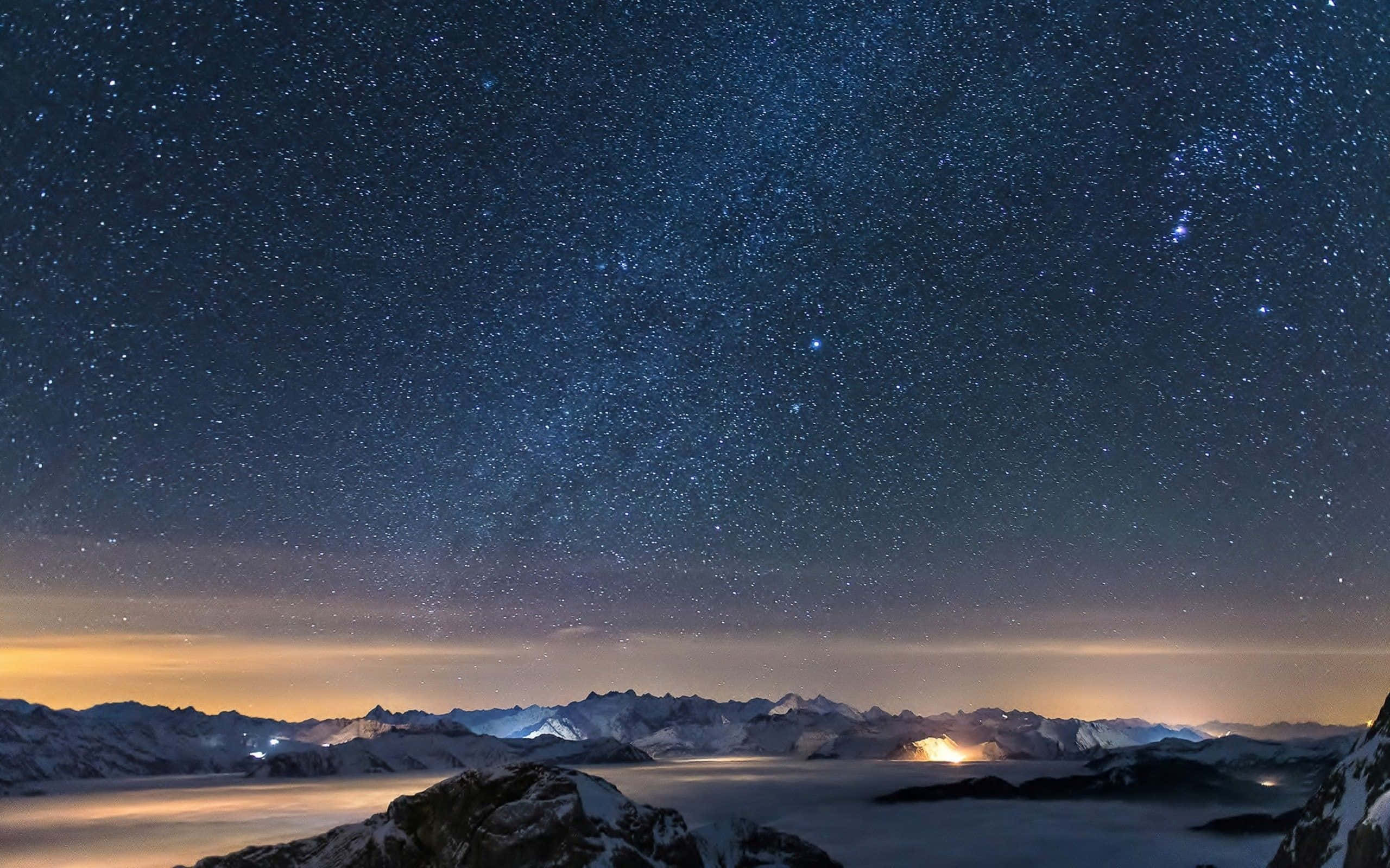 星空下的雪域阿尔卑斯山4K超高清风景 壁纸