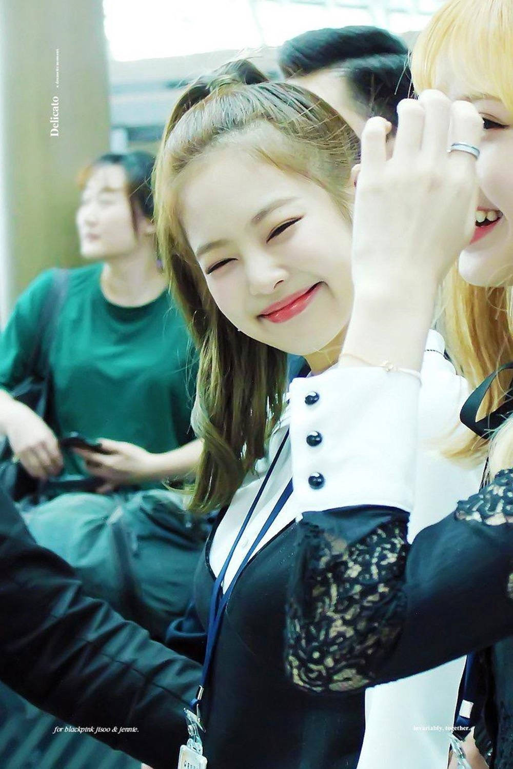 Blackpink可爱Jennie肉肉脸 壁纸
