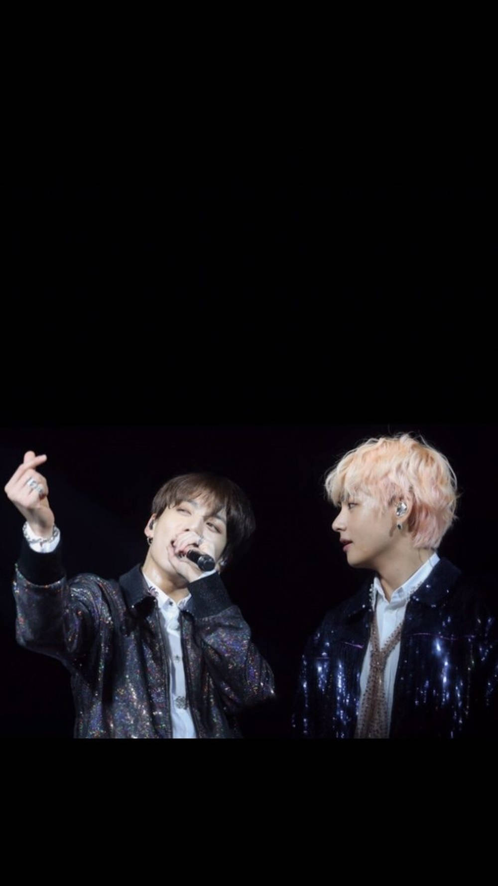 BTS防弹少年团JK与V Love Yourself演唱会表演 壁纸