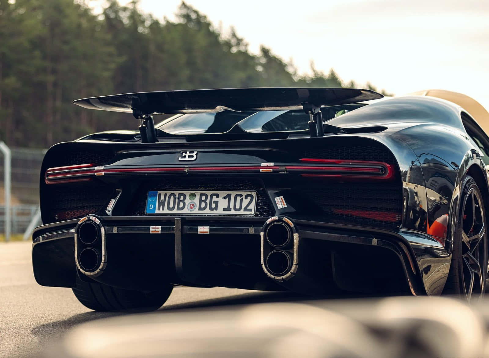 Bugatti Chiron – 力量与优雅的典范 壁纸
