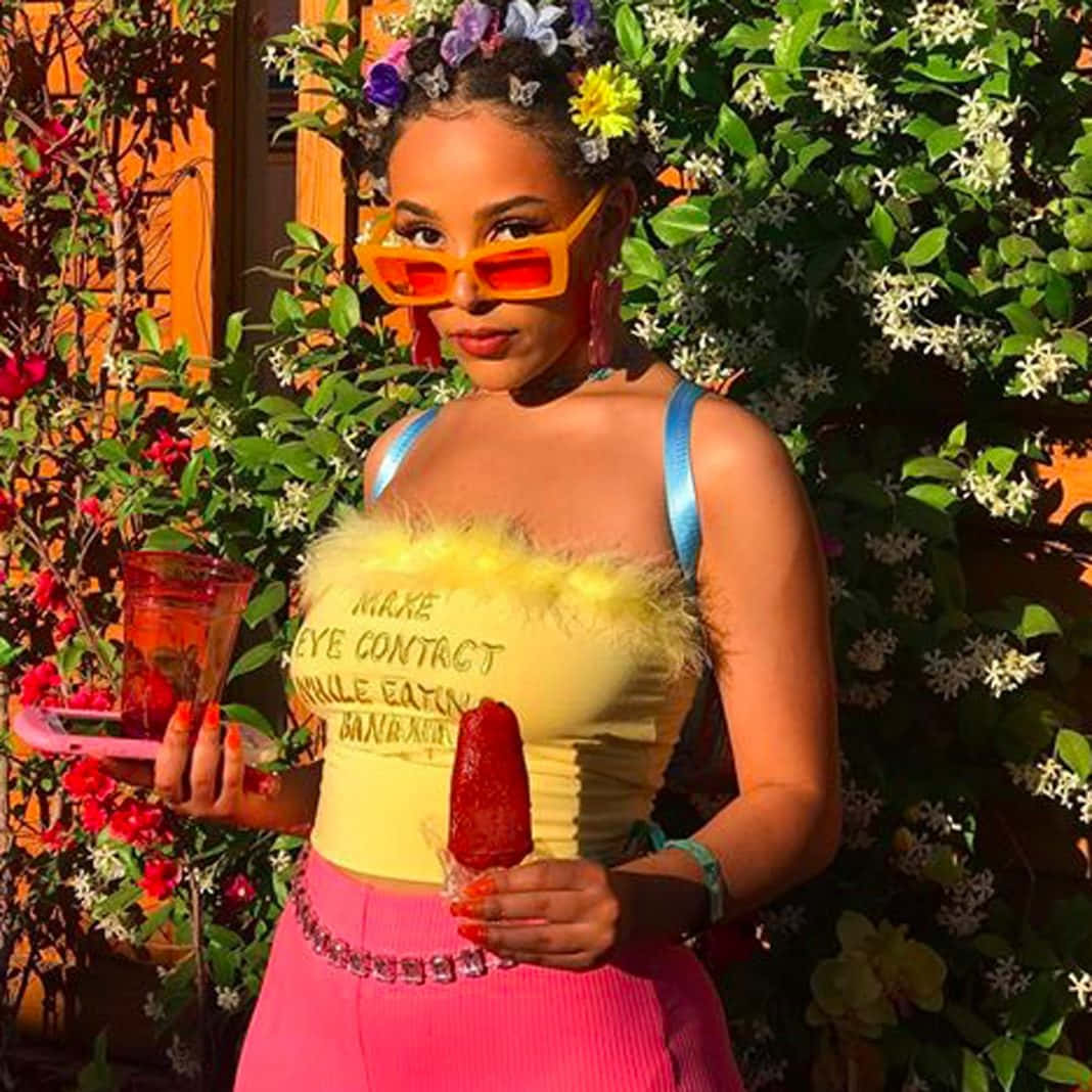Doja Cat 以独特风格和感染力抢尽风头 壁纸