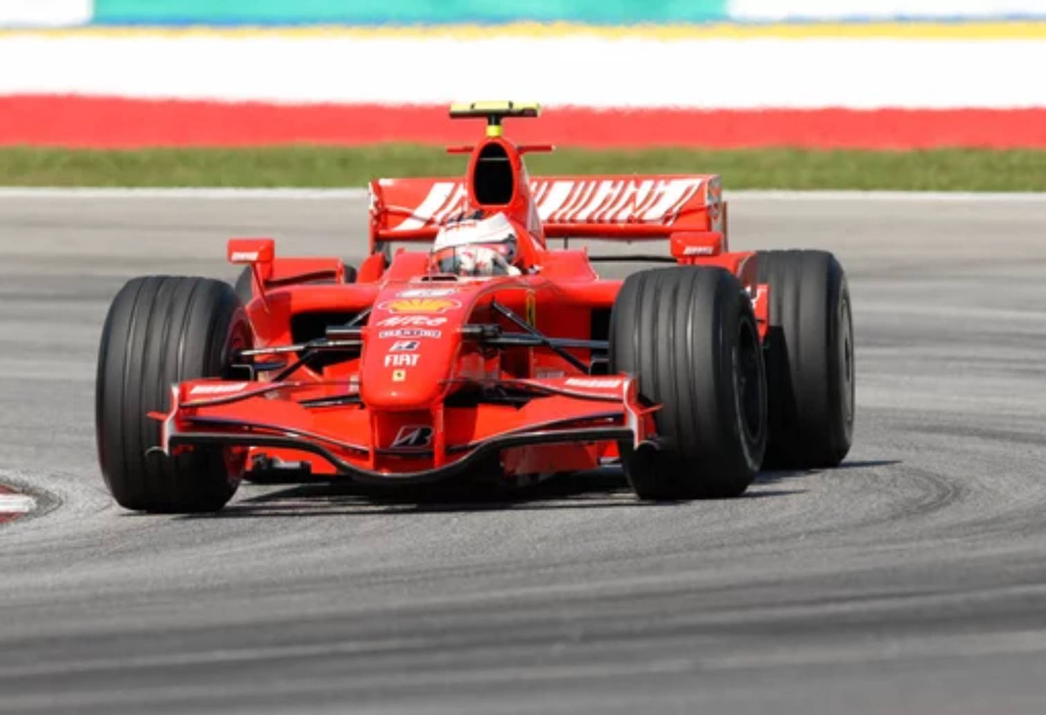 红色法拉利F1赛车4K 壁纸