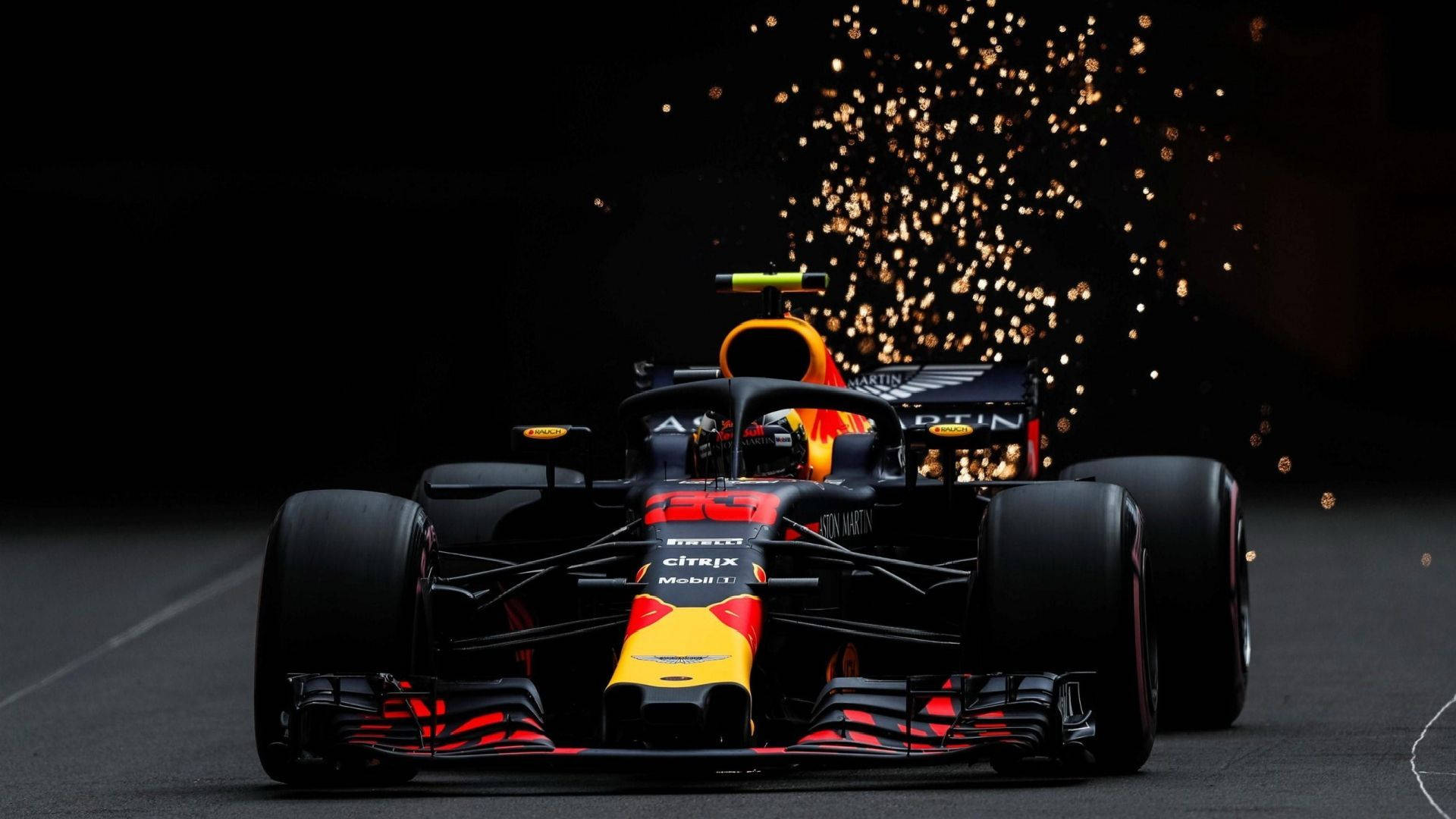 F1桌面壁纸 黑红赛车 壁纸