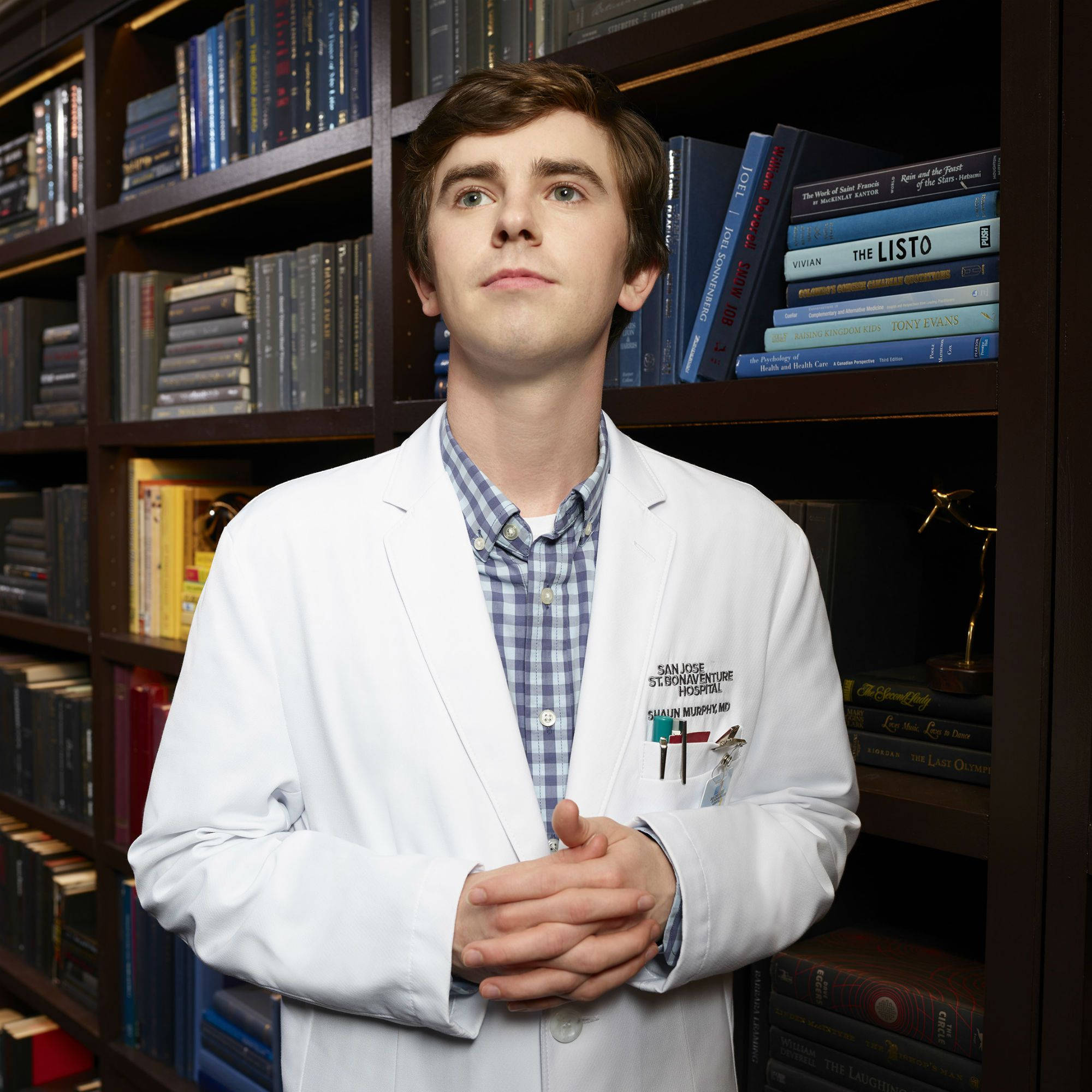 Freddie Highmore 饰演 Dr. Shaun 壁纸