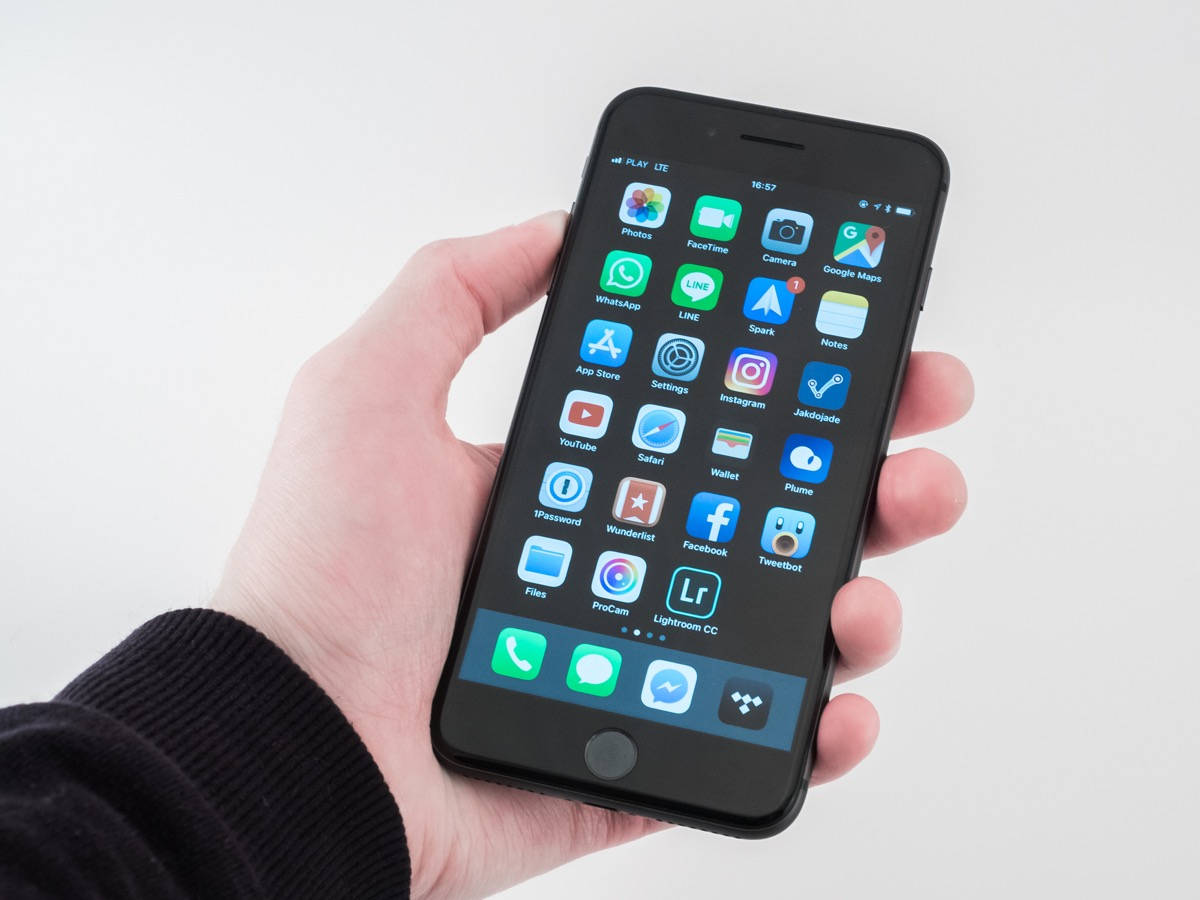 iPhone 8 屏幕展示 壁纸
