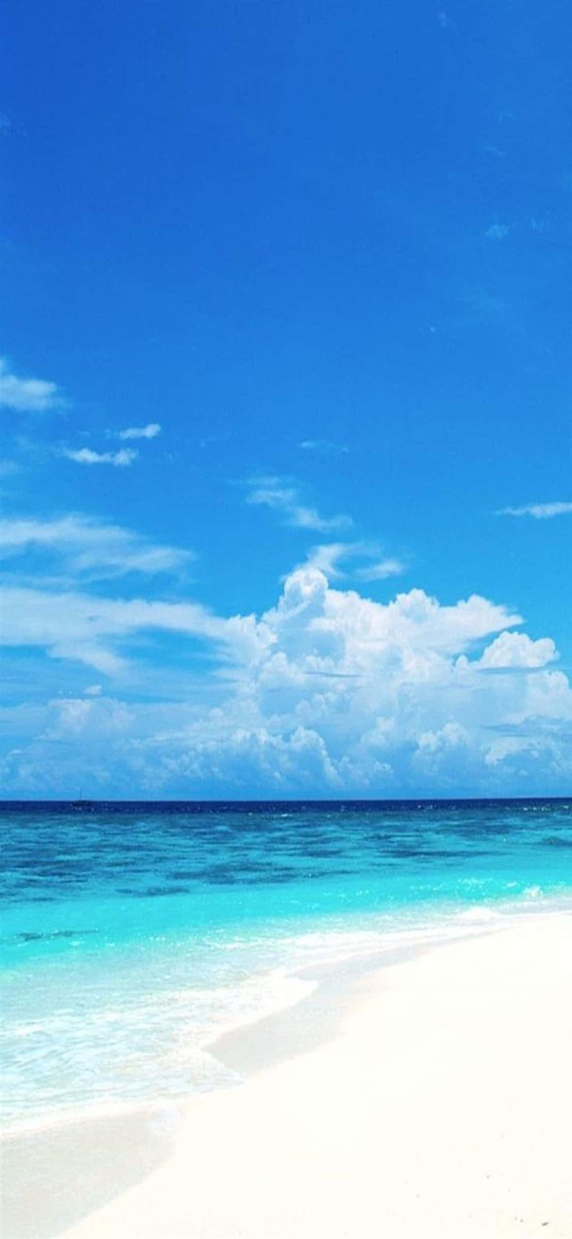 iPhone XS 海滩浅水背景 壁纸