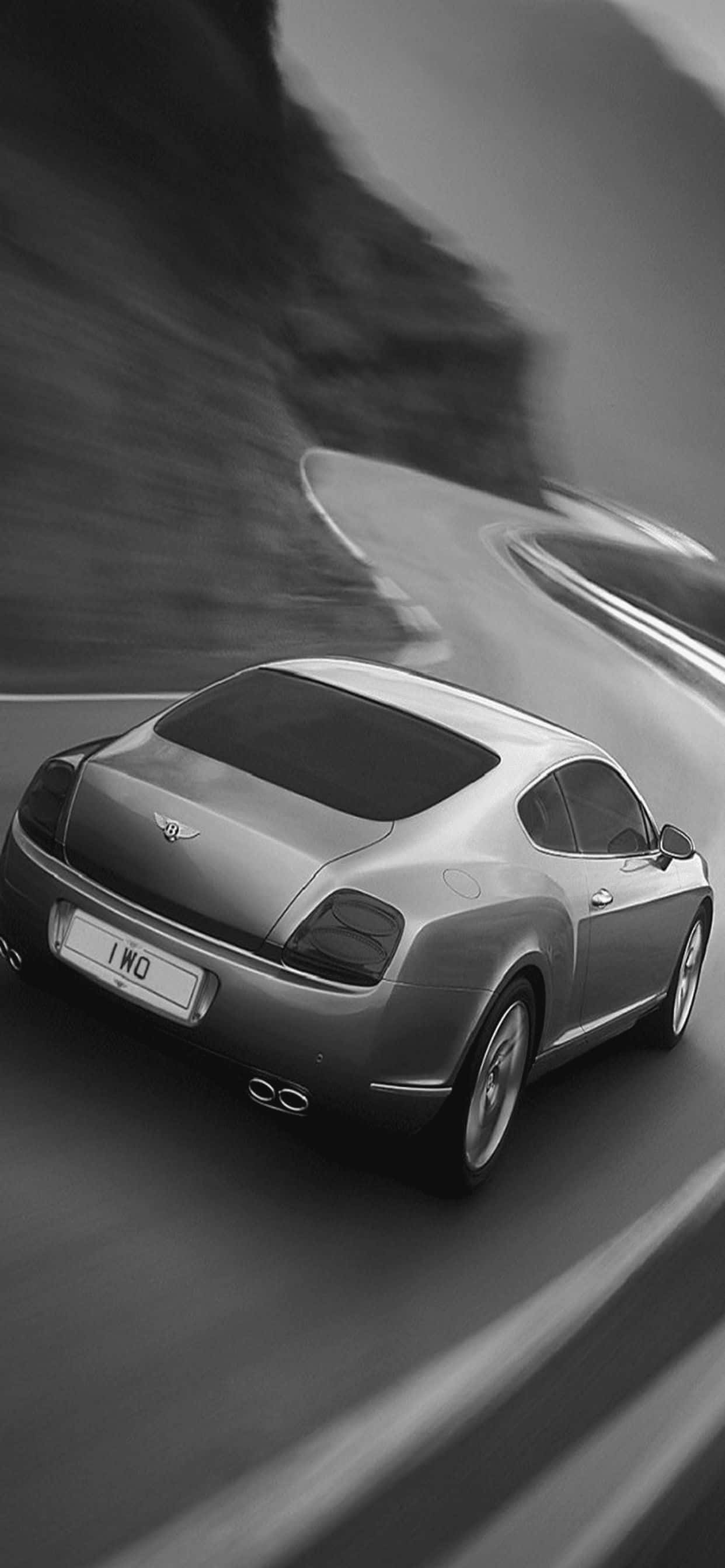 坐上驾驶席，体验 iPhone Xs Max Bentley 的极致奢华 壁纸