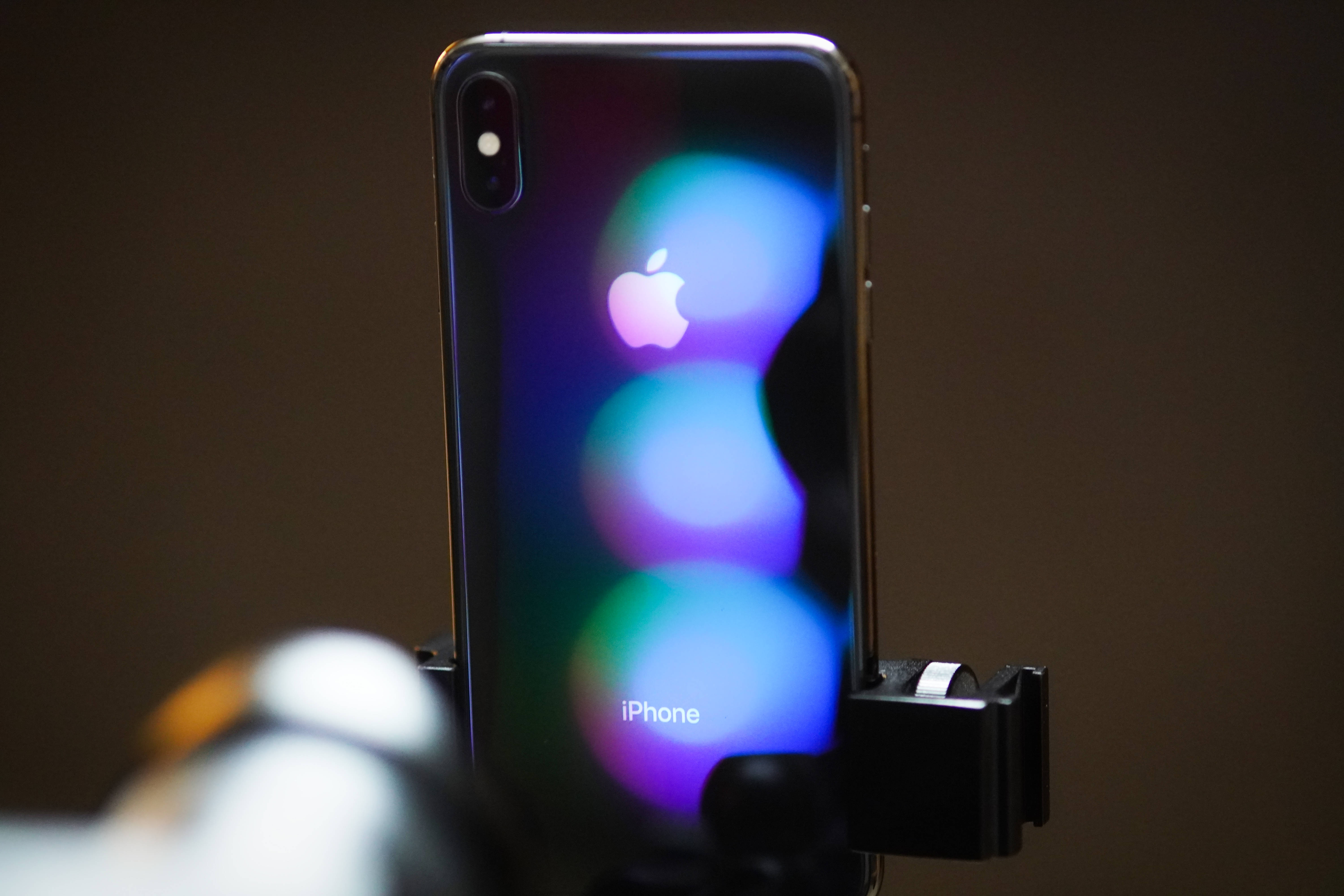 iPhone Xs Max 背面 壁纸