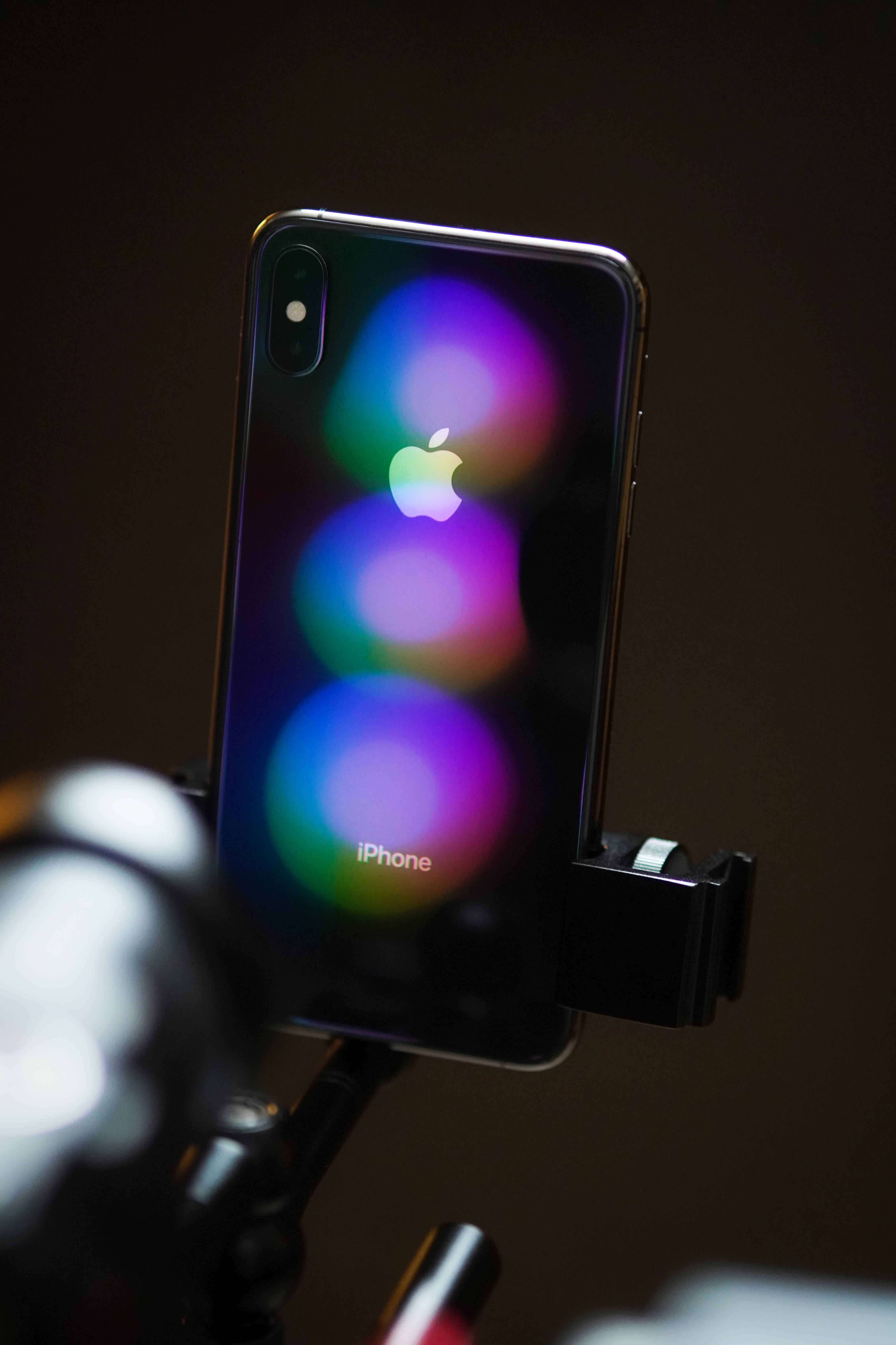 iPhone Xs Max 倒影 壁纸