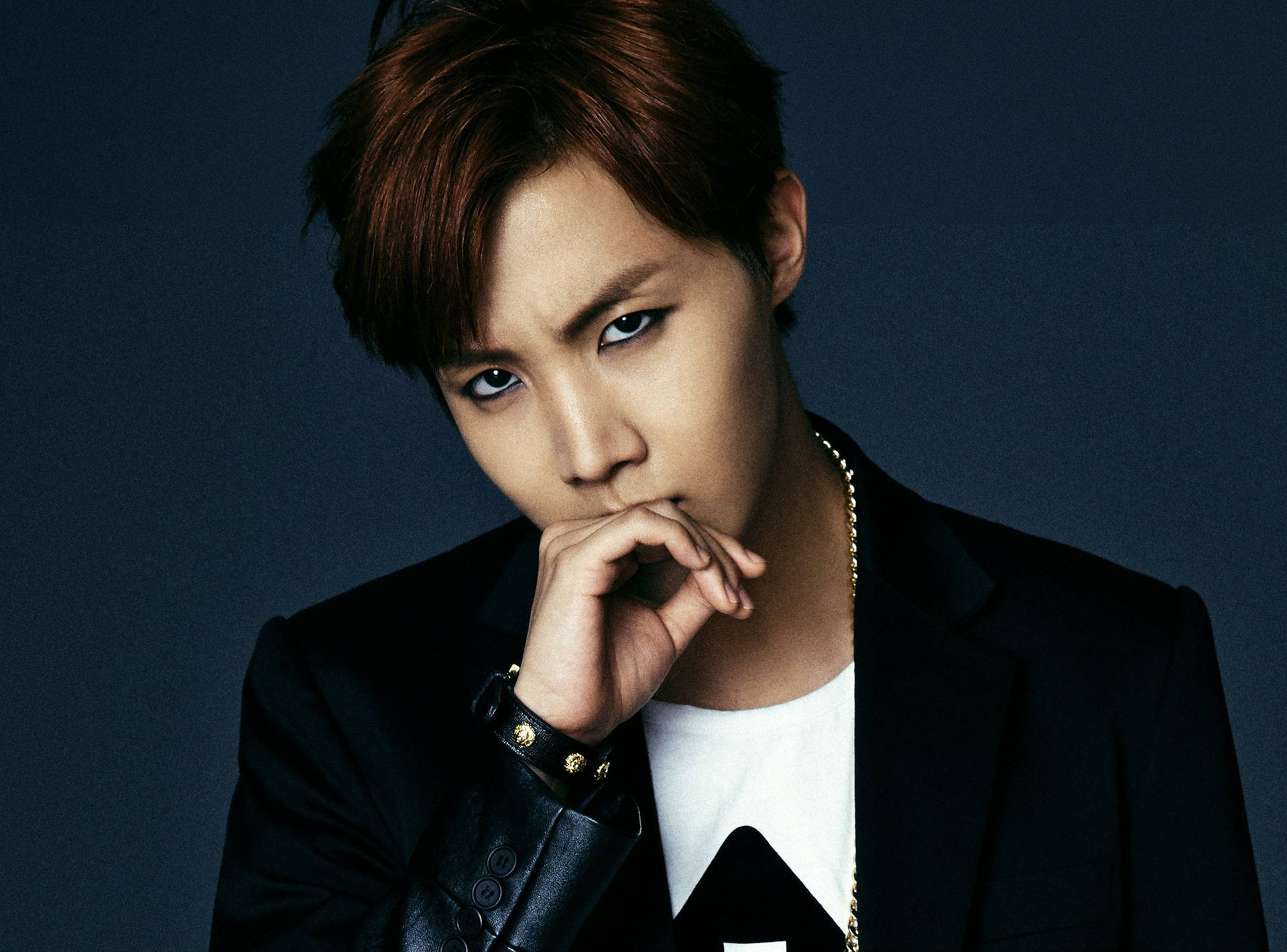 防弹少年团 J-Hope 眼妆 壁纸