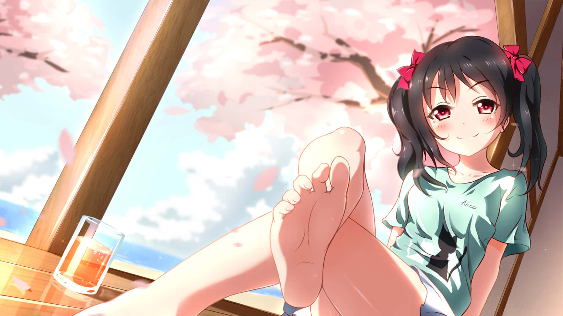 Love Live 矢泽妮可 动漫美少女 脚部特写 壁纸