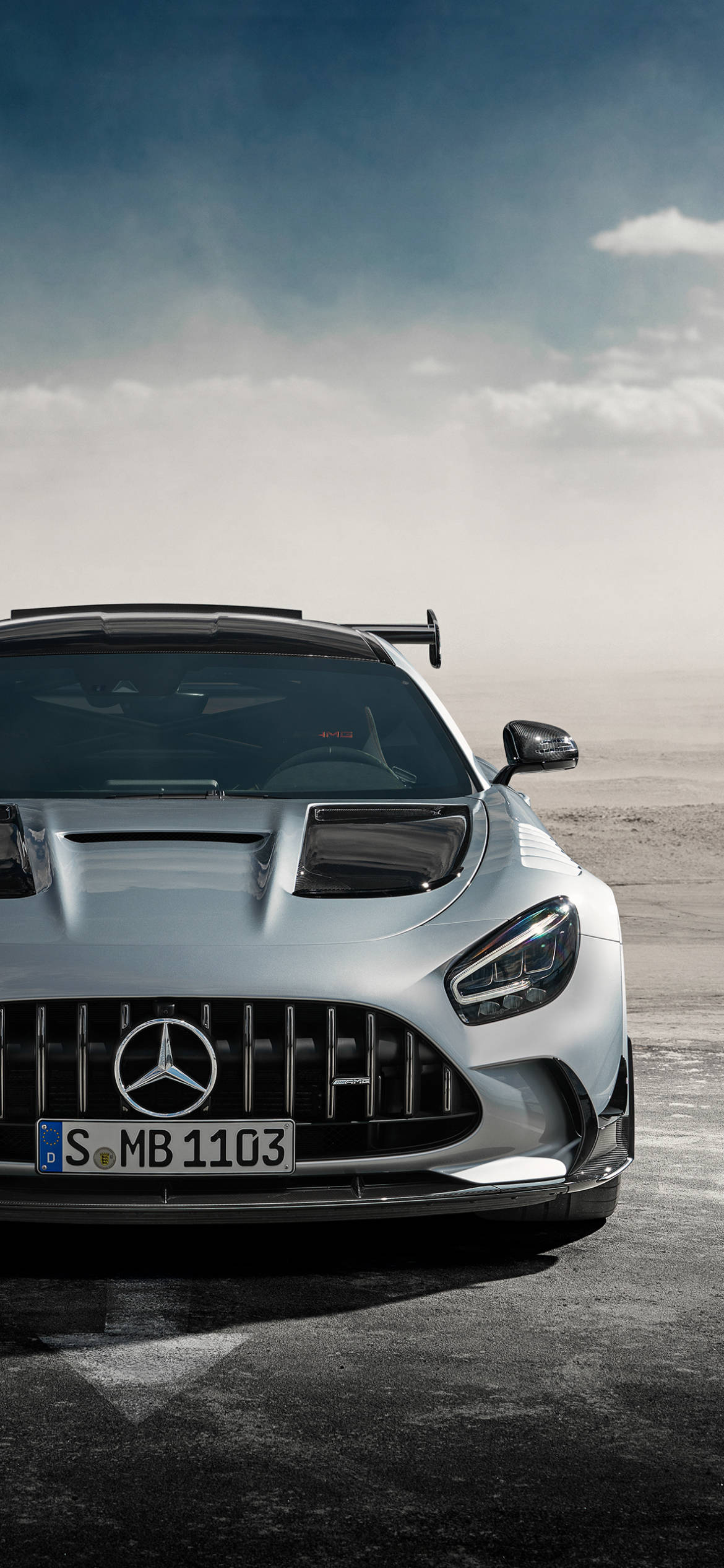 银色Mercedes AMG iPhone 壁纸