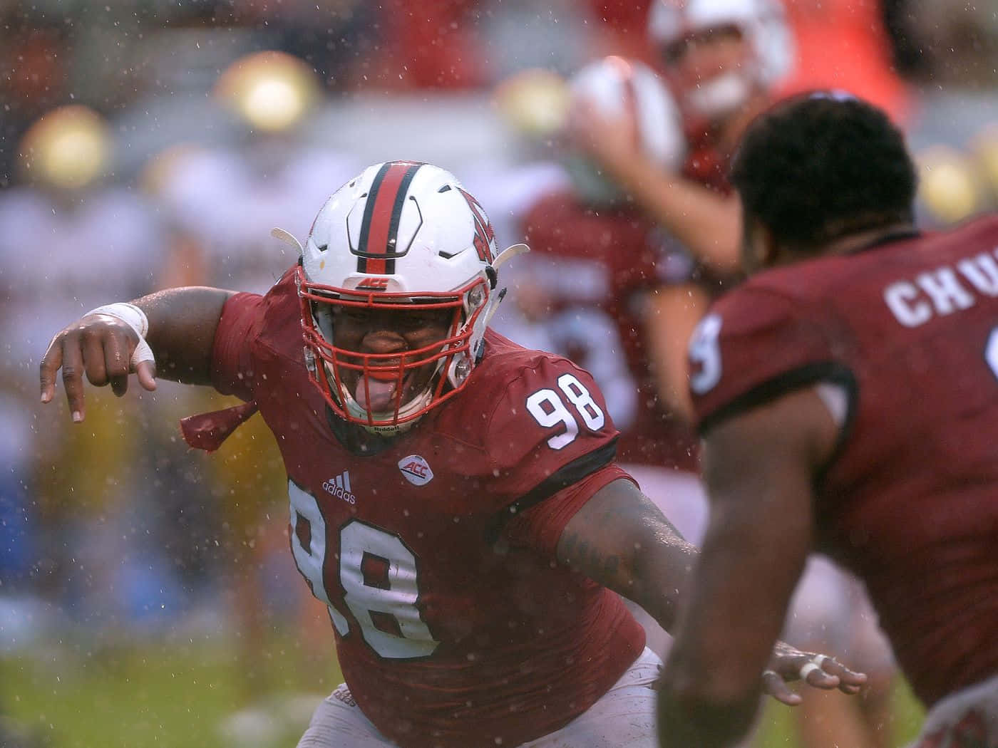 NC State Wolfpack球员BJ Hill与Bradley Chubb 2016年合影 壁纸
