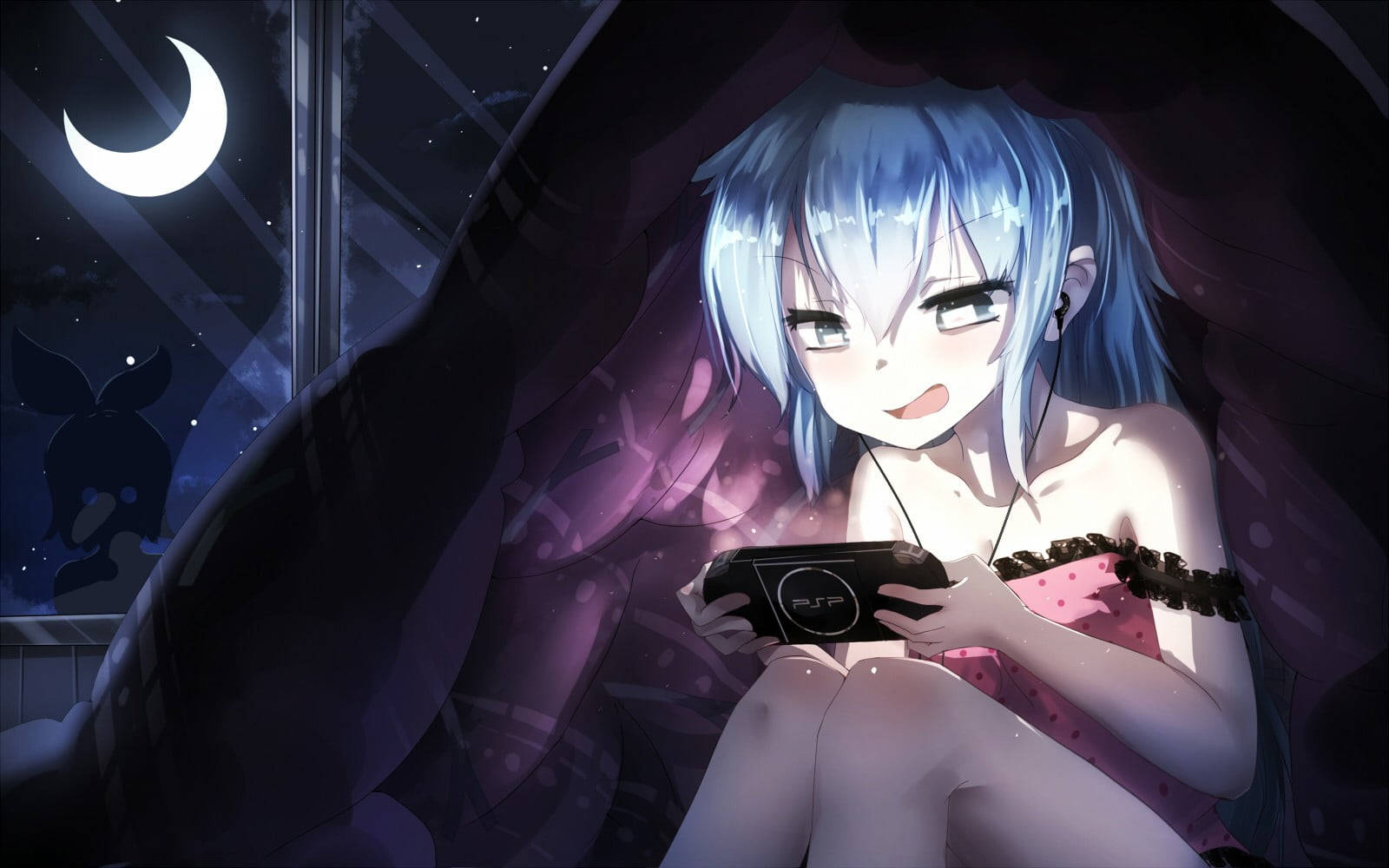夜晚玩PSP的动漫女孩 壁纸