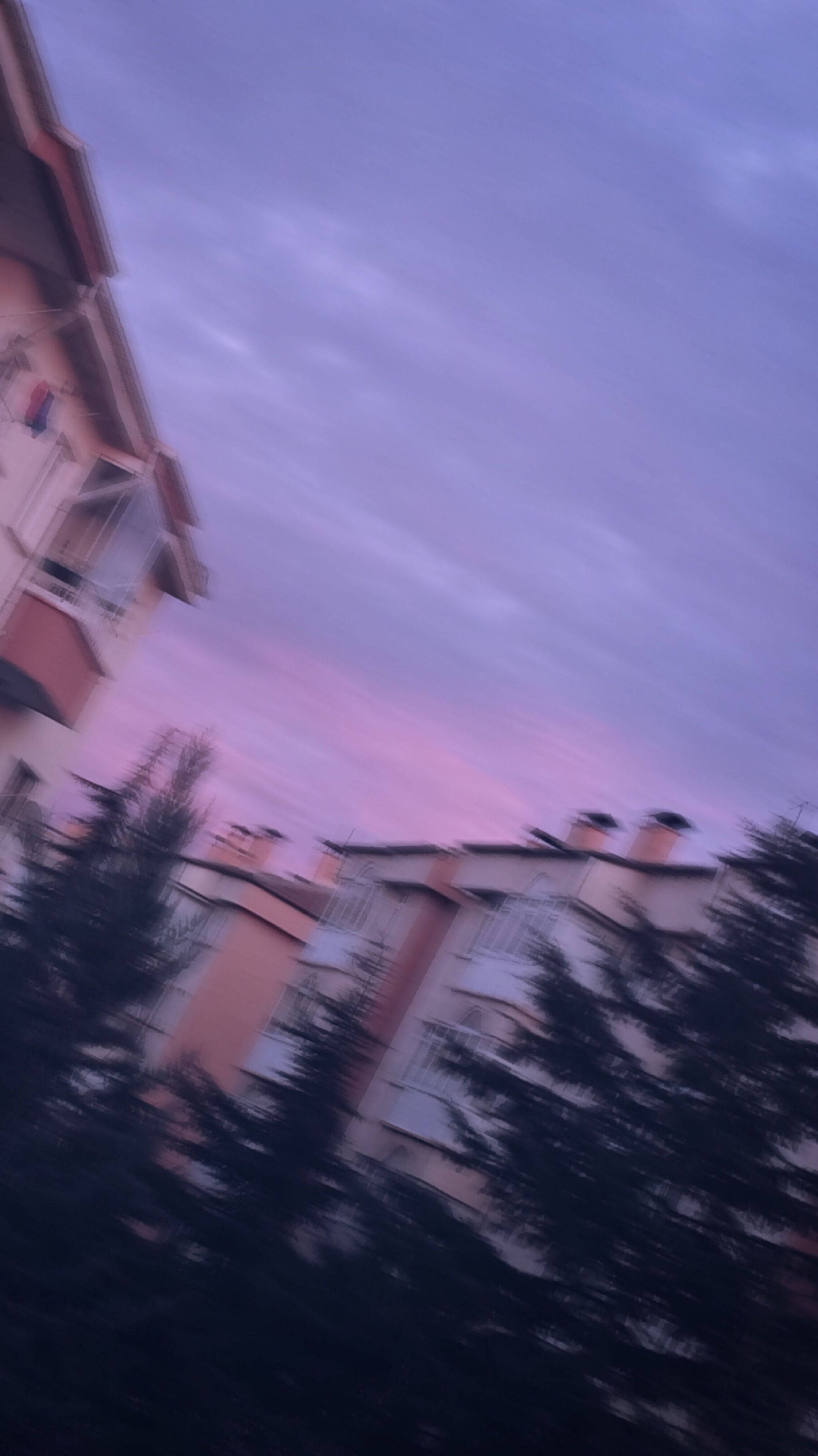 Tumblr美学模糊紫色天空 壁纸