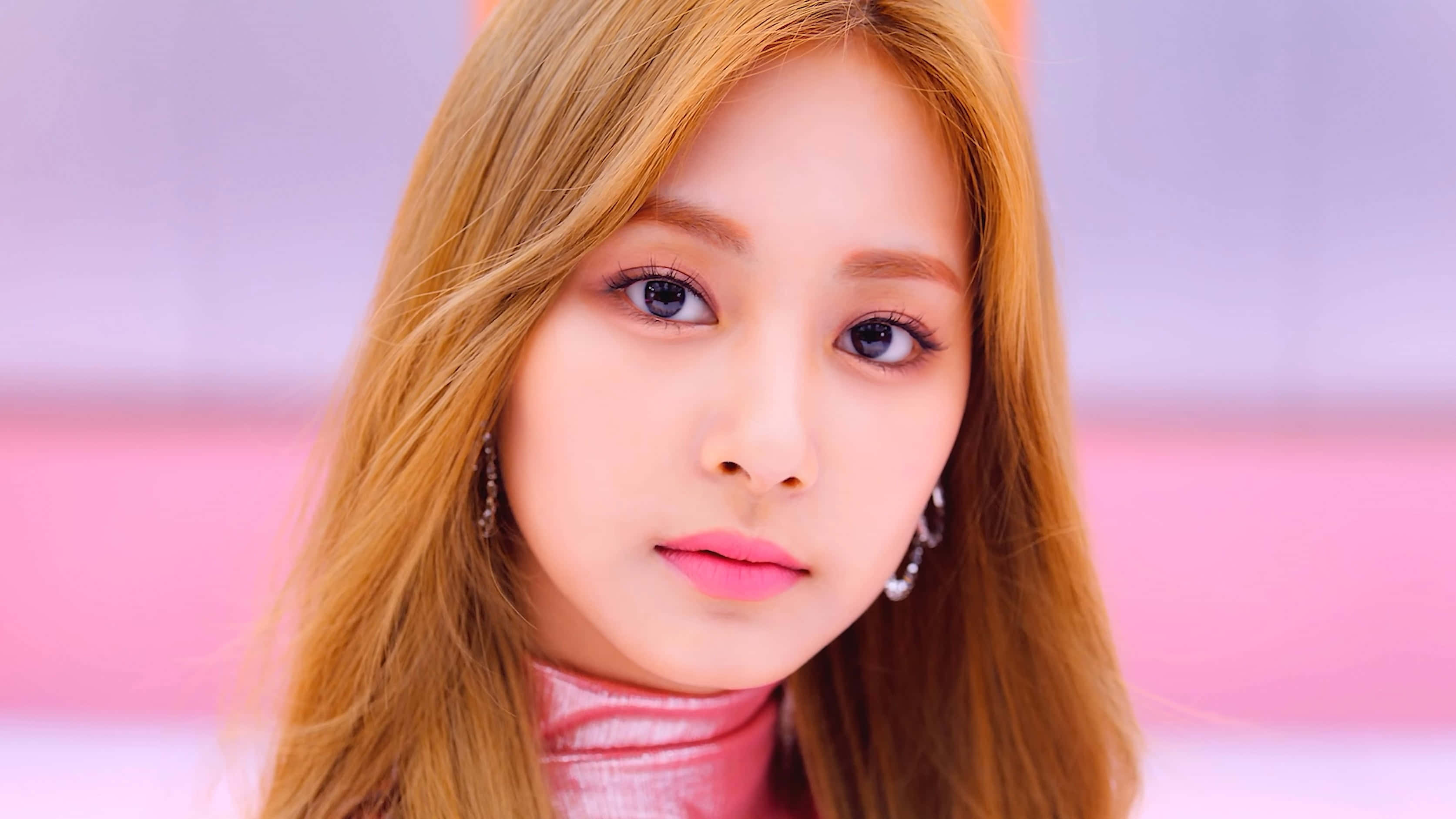 Twice 舞台上的活力表演 壁纸