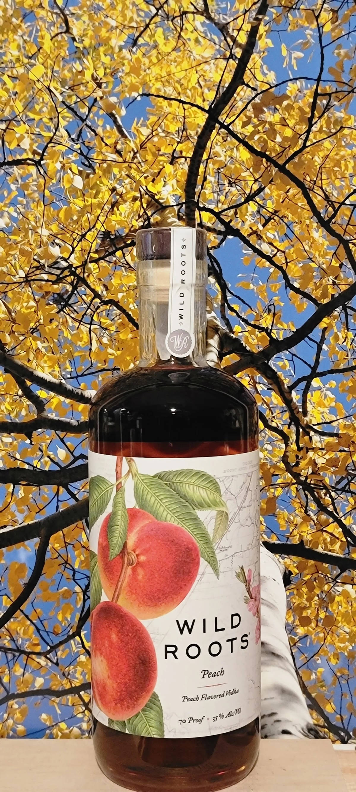 Wild Roots清新桃子伏特加 壁纸