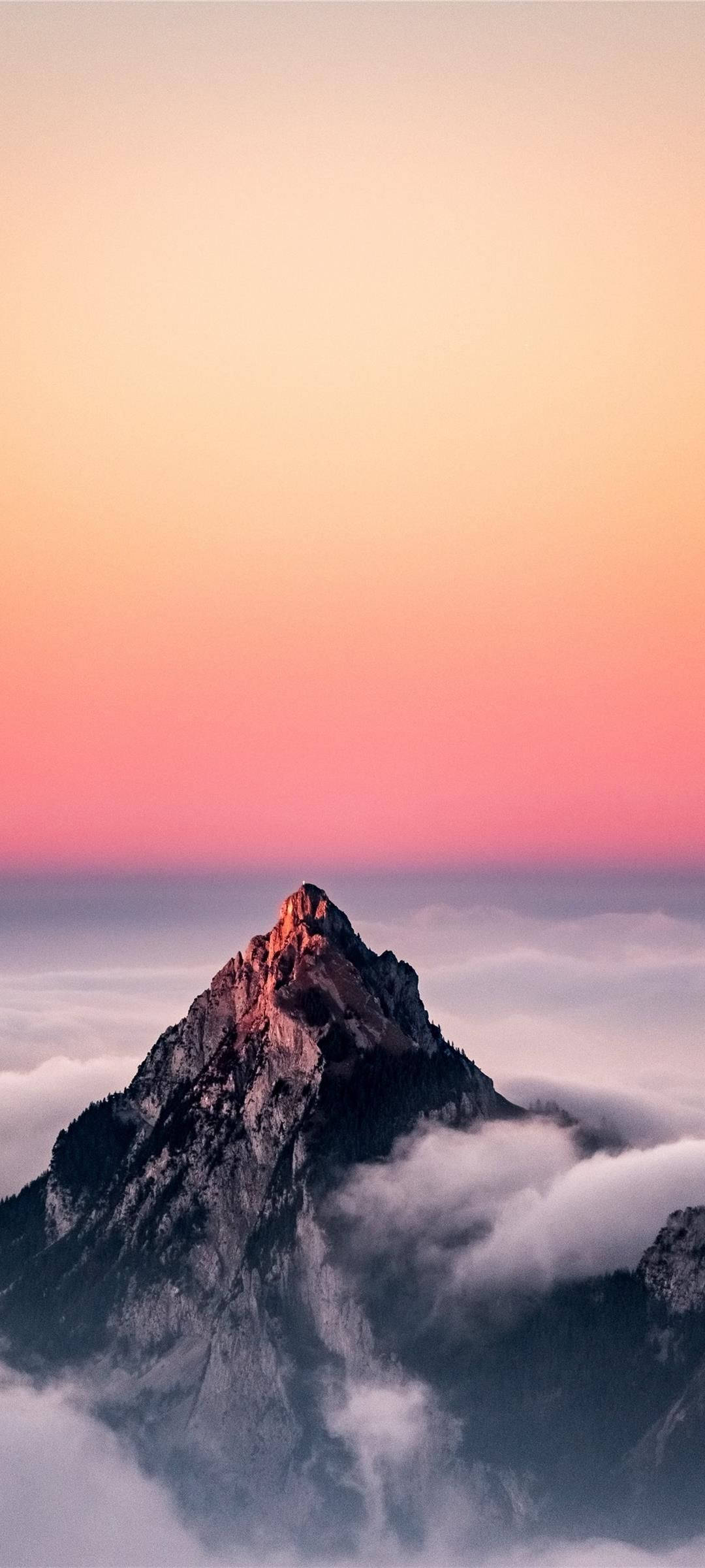 三星A71山峰之巅 壁纸