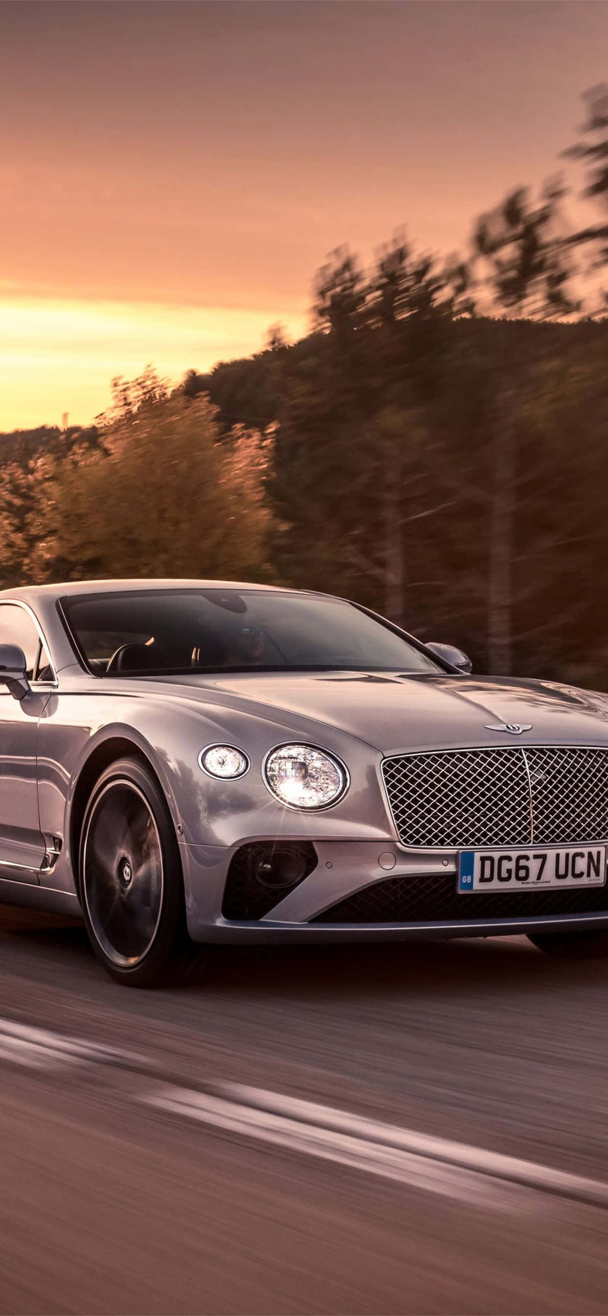 体验 iPhone Xs Max Bentley 的奢华 壁纸
