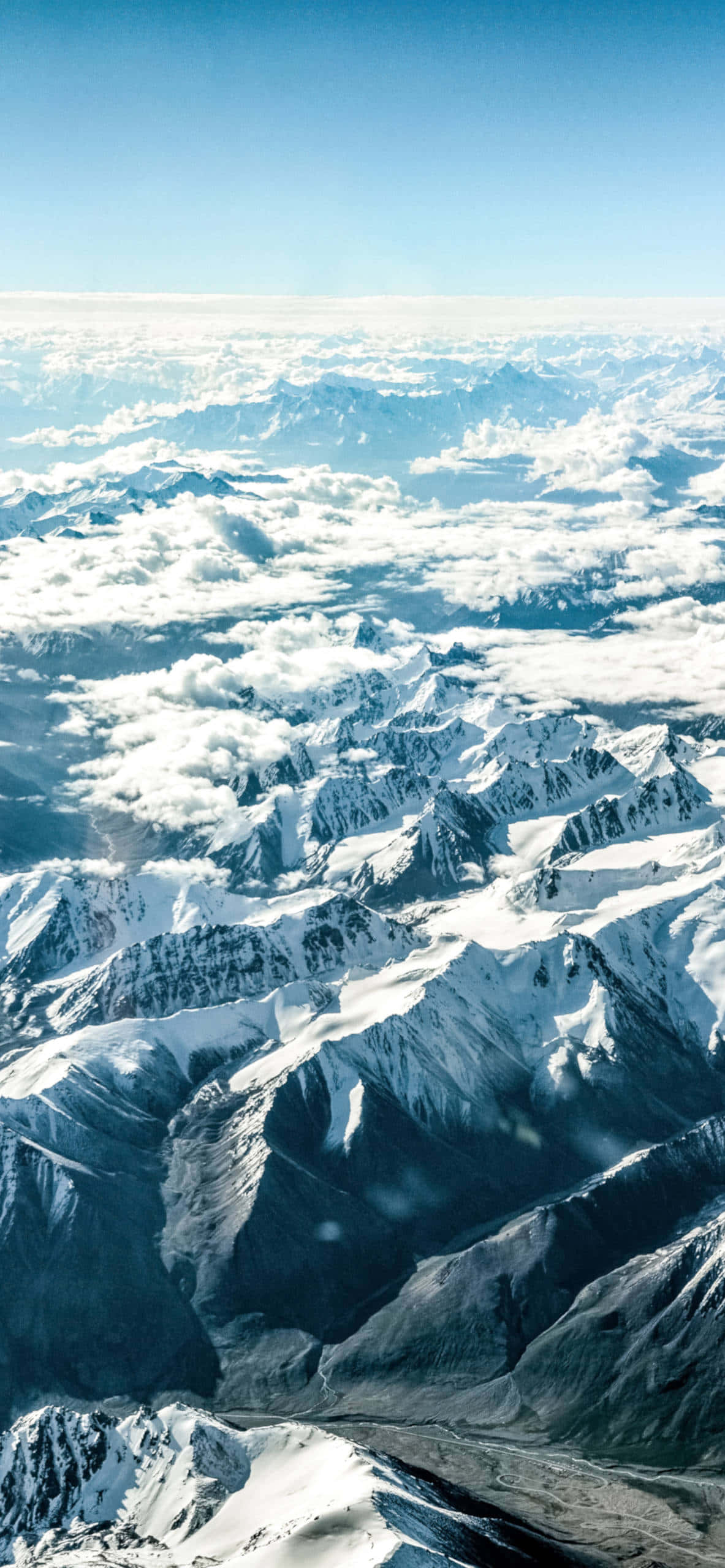 喜马拉雅雪峰，直抵天际 壁纸
