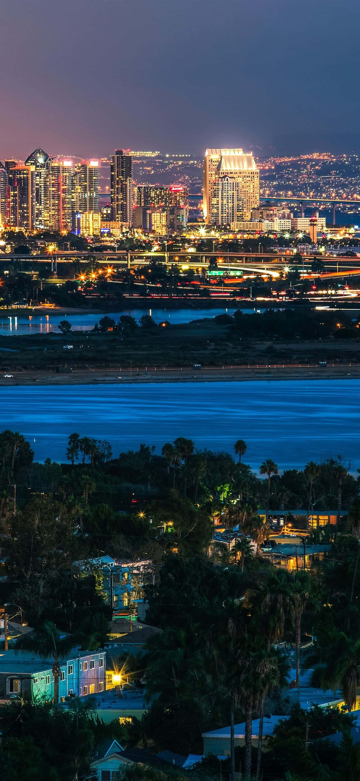 圣地亚哥夜景天际线 壁纸