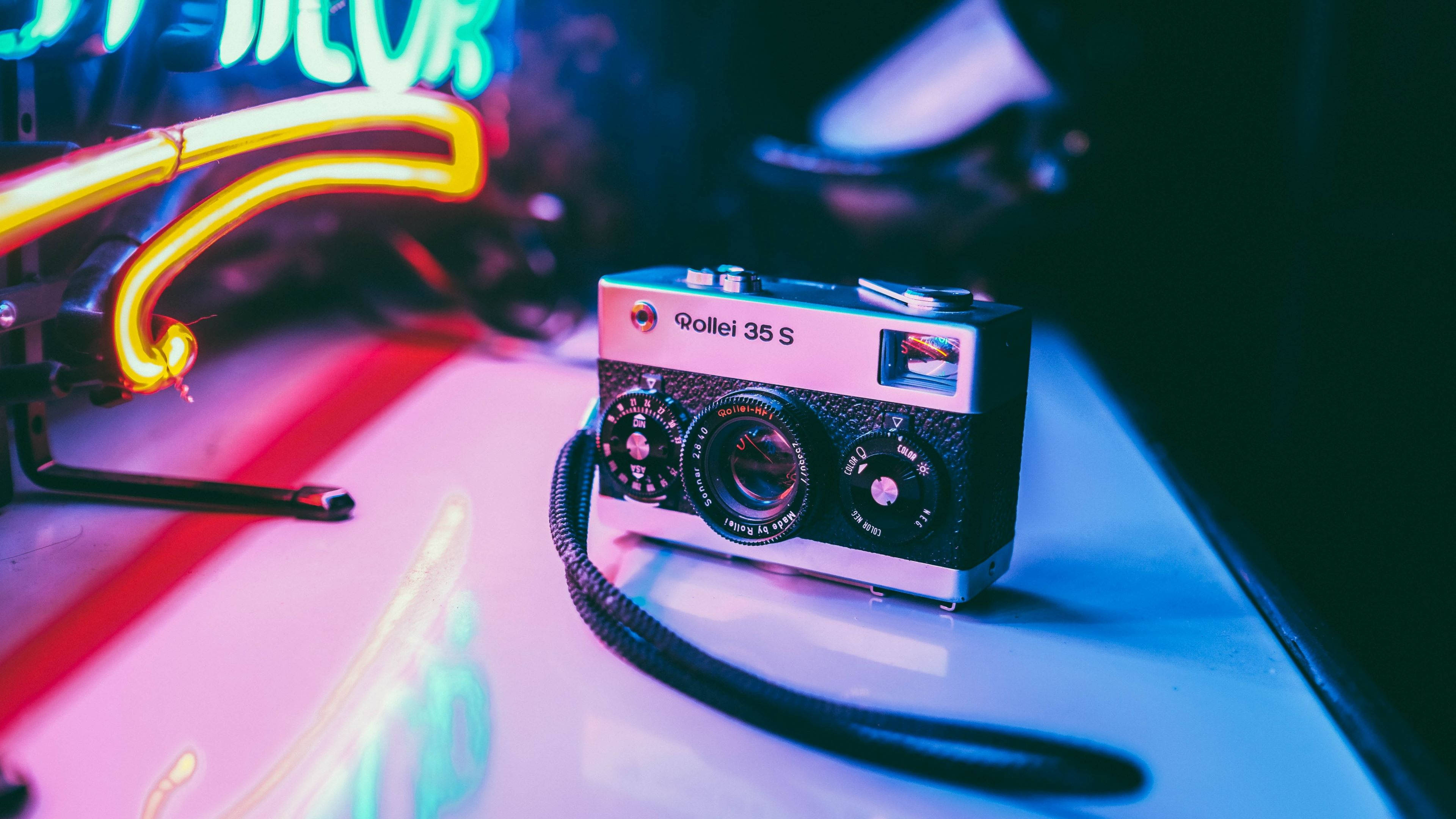 复古美学Rollei胶片相机 壁纸