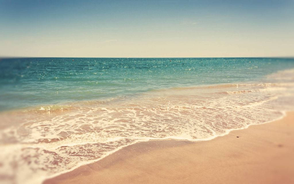 夏日海岸波浪桌面 壁纸