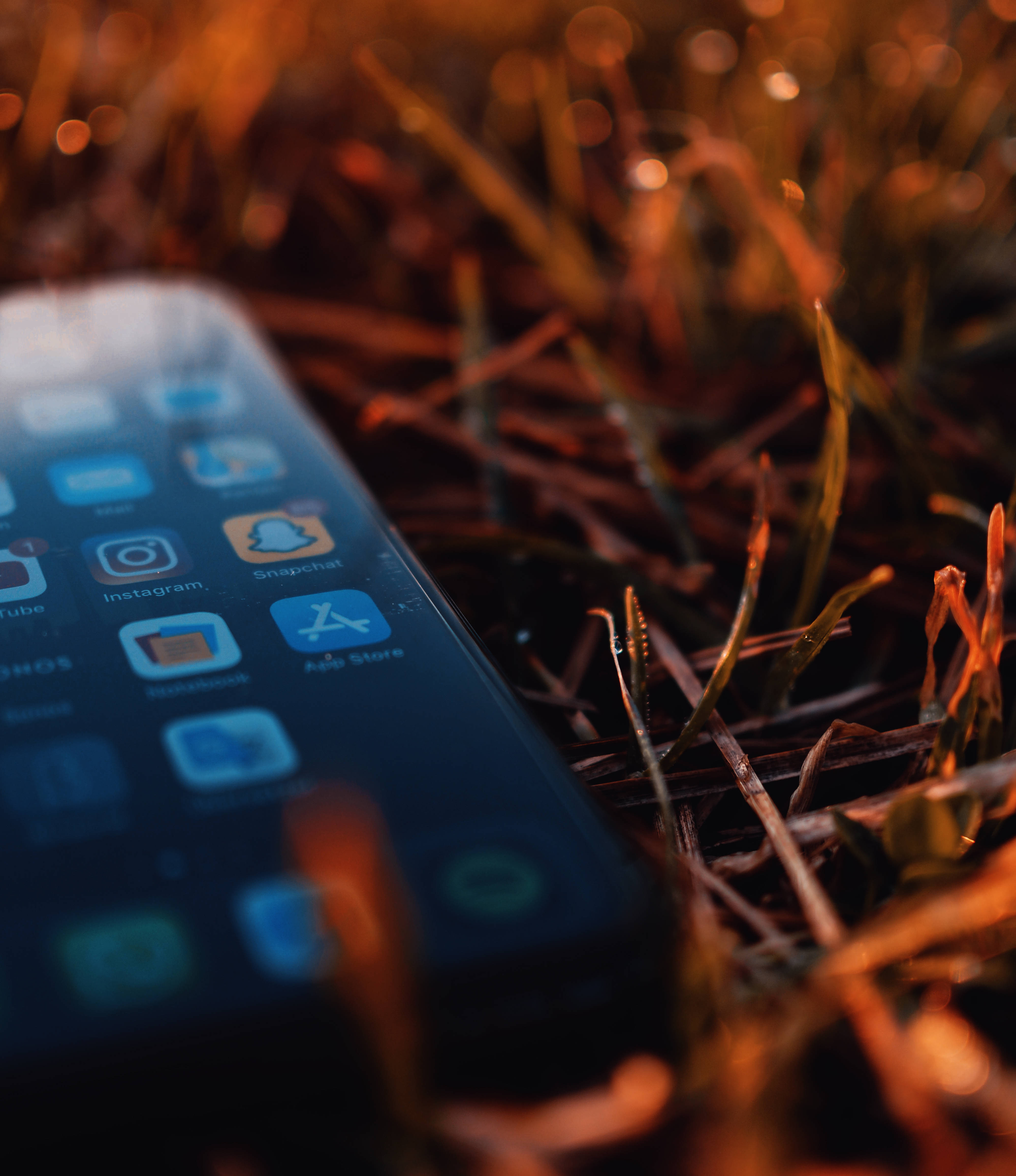 奢华太空灰 iPhone Xs 壁纸