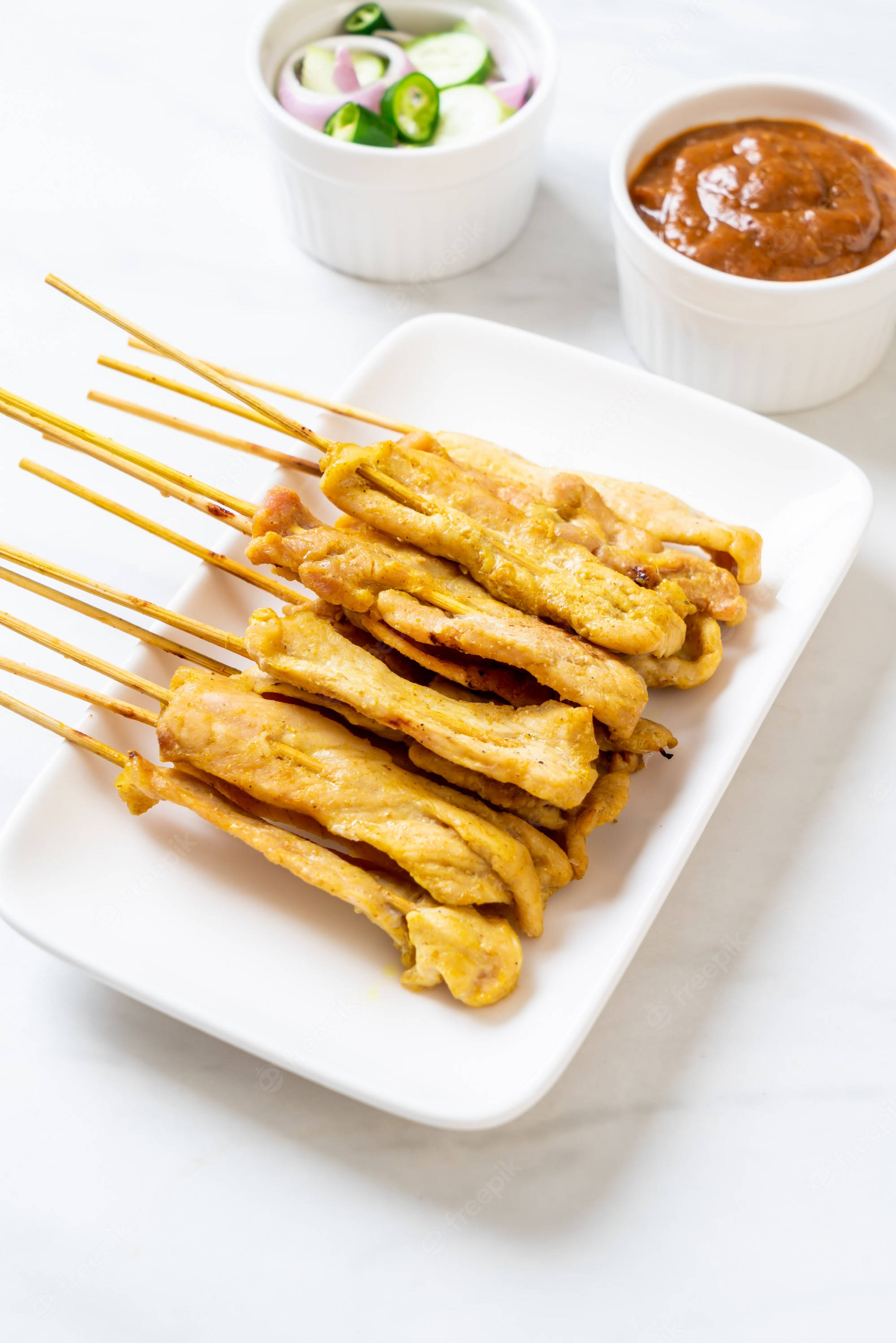 开胃的东南亚沙爹鸡肉 壁纸