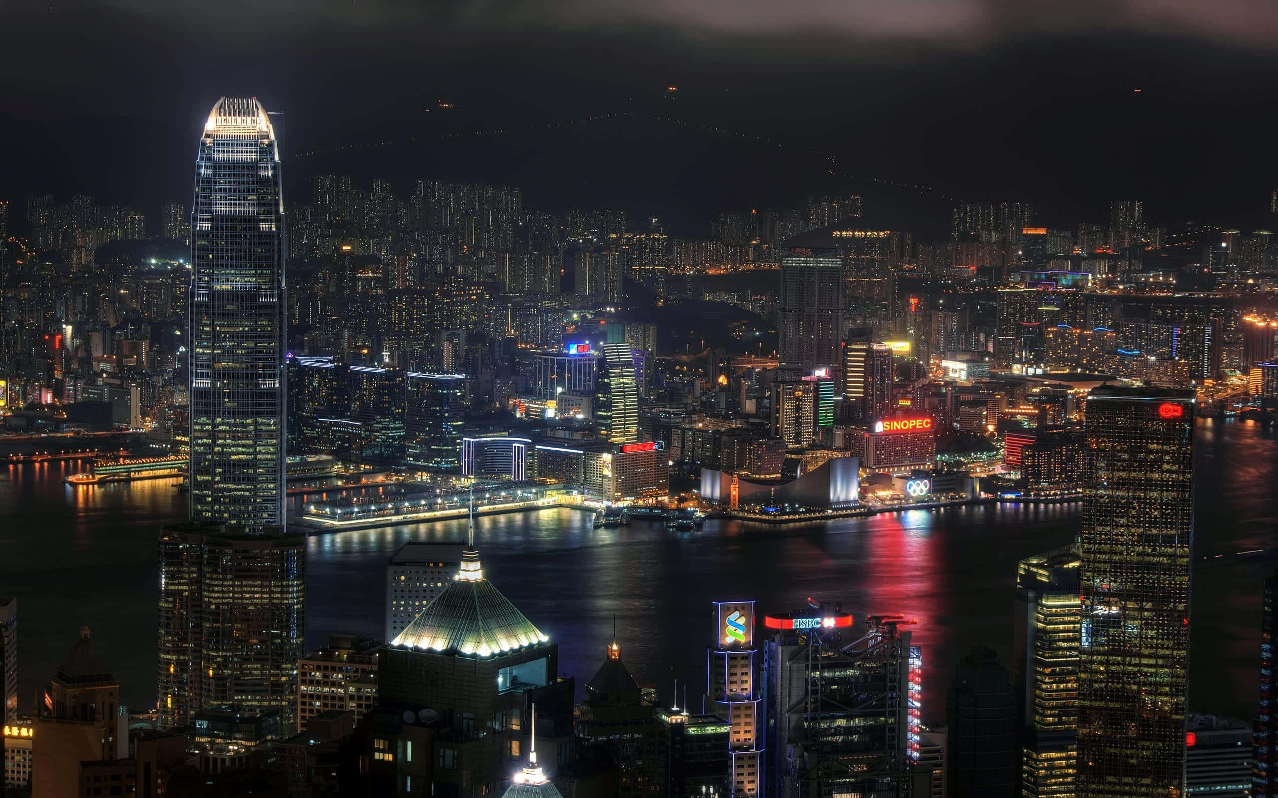 感受暗夜之城的魅力 壁纸