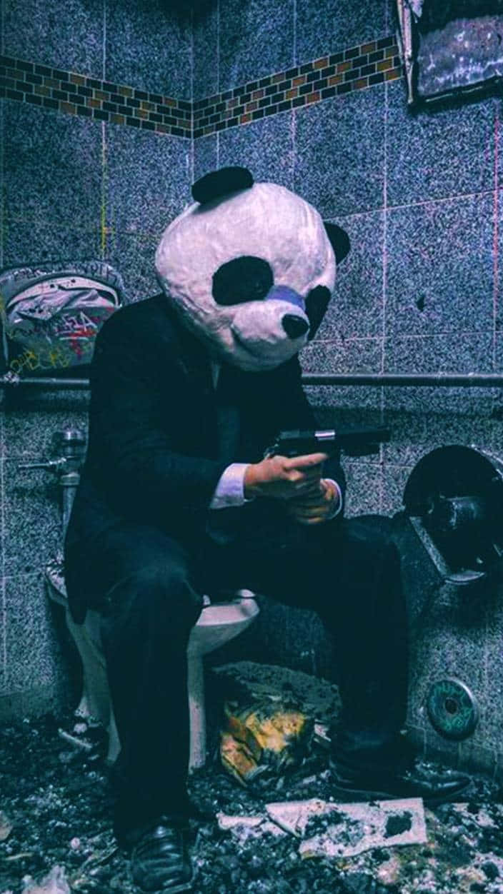 持枪歹徒穿熊猫服 壁纸