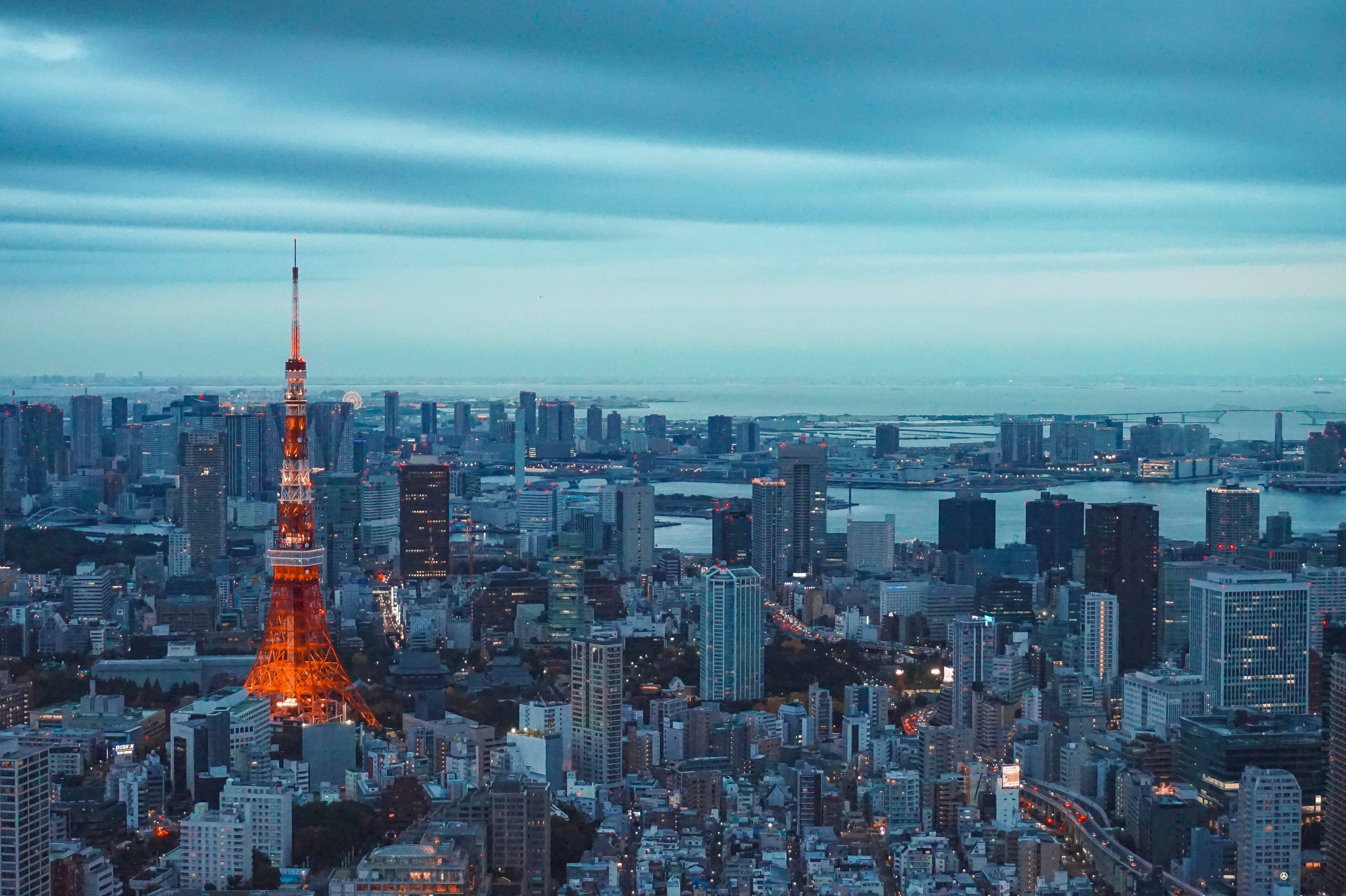 日本高清东京塔鸟瞰图 壁纸