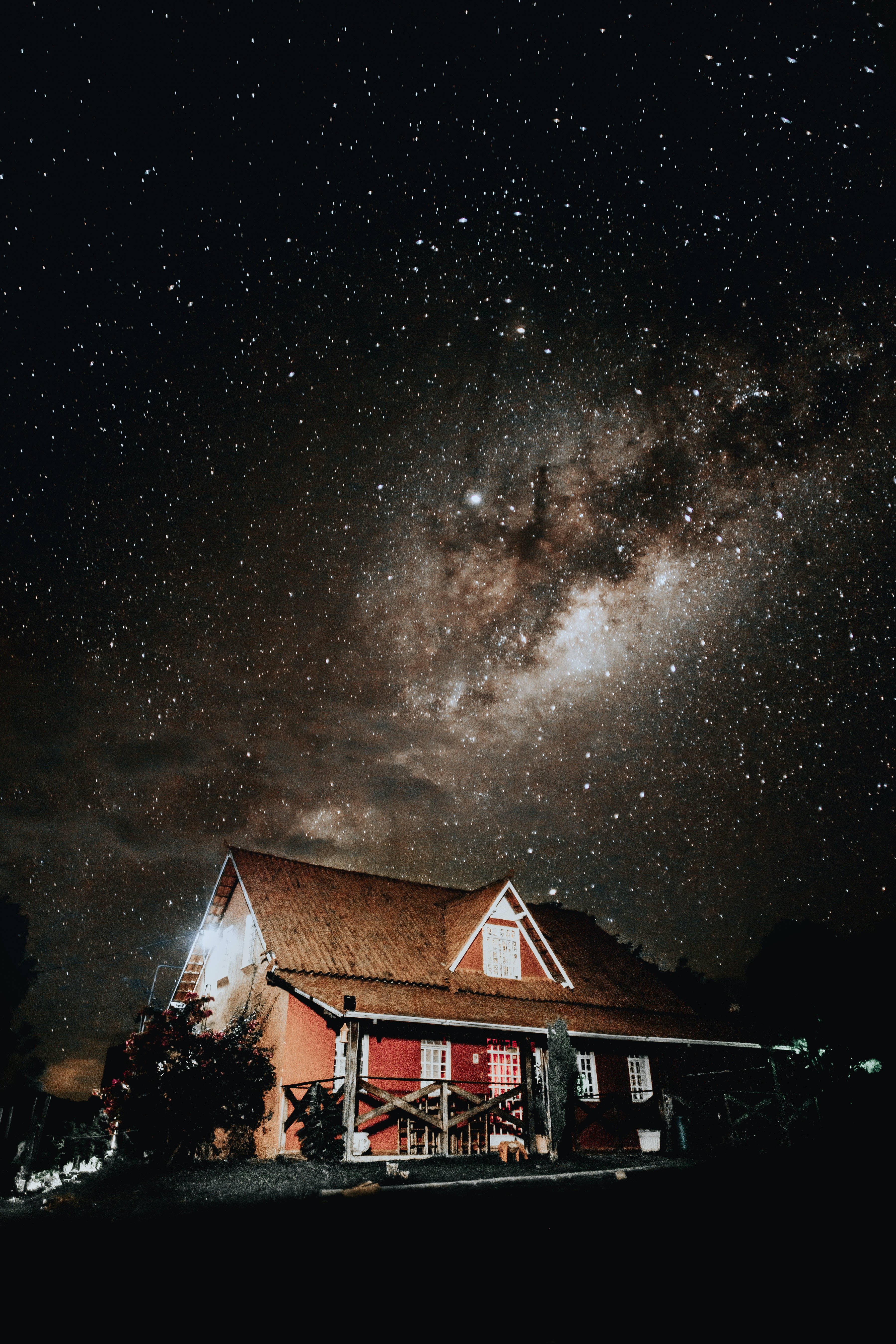 星空下的房子 壁纸