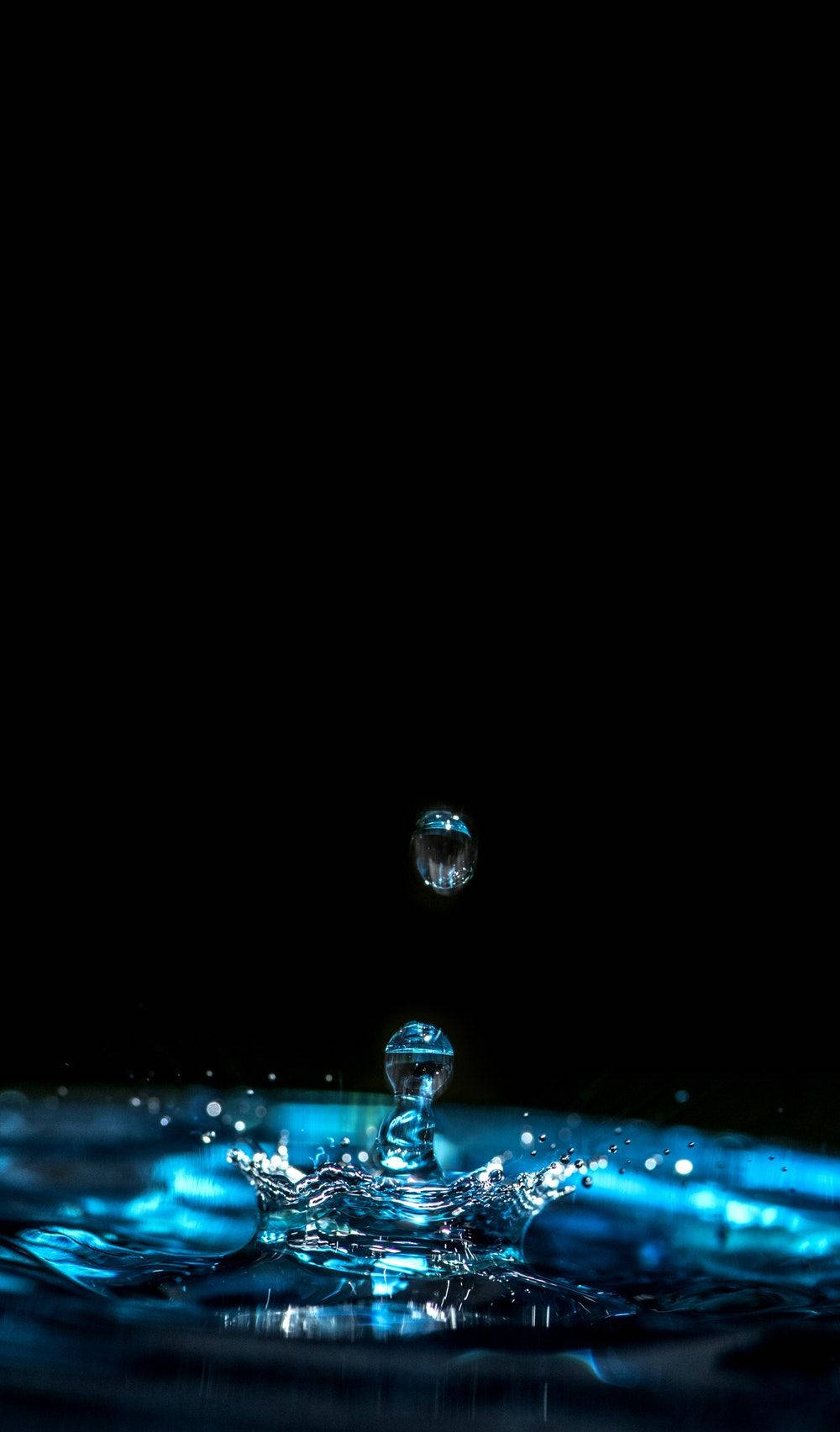 水滴美学深蓝高清 壁纸