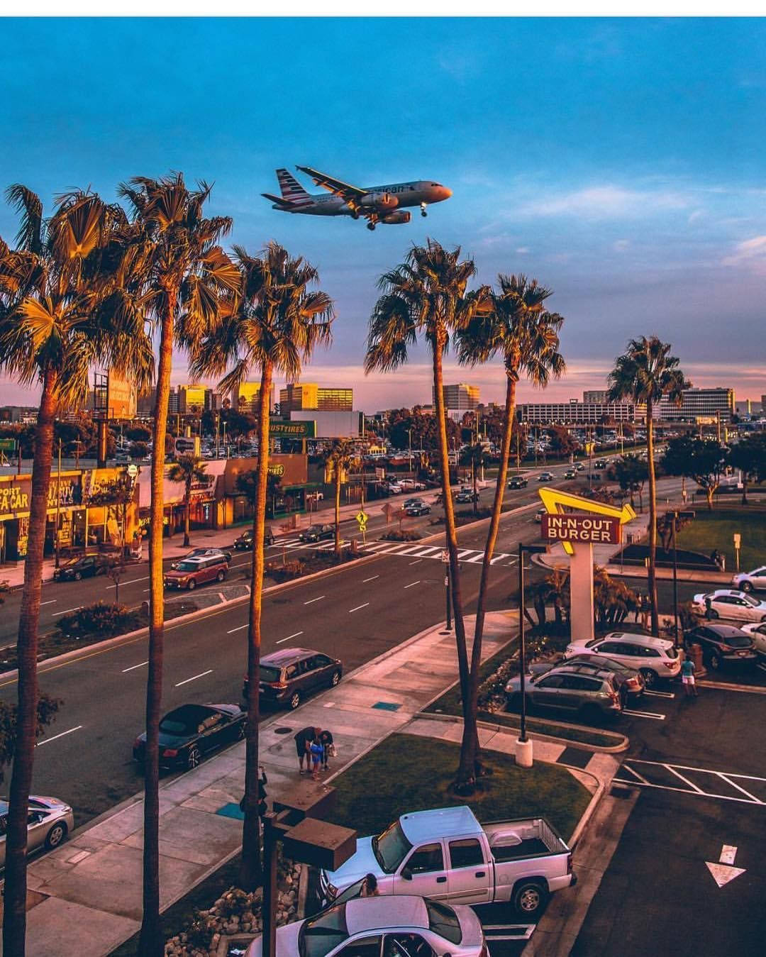 洛杉矶国际机场（LAX）日落 壁纸