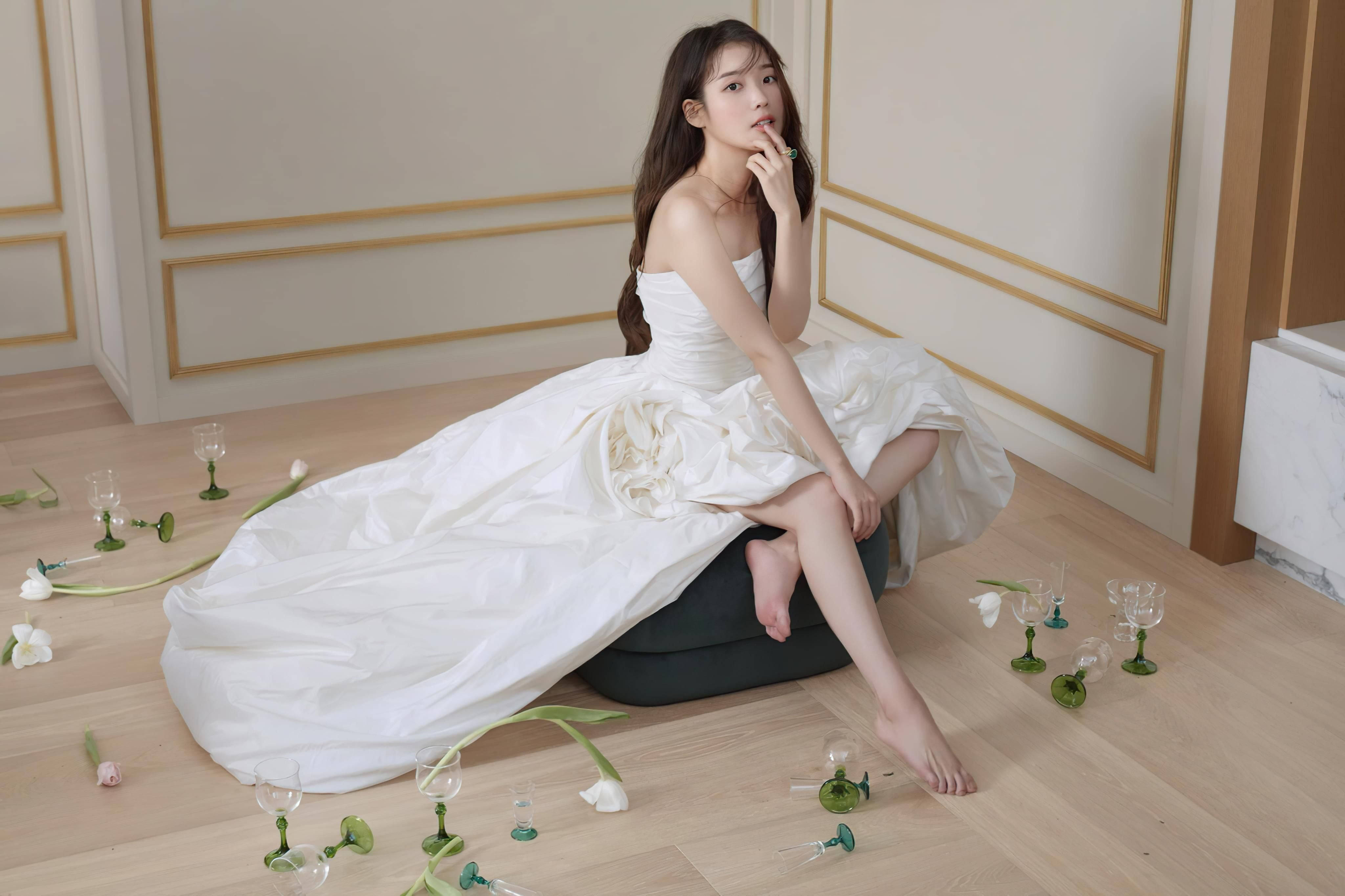 穿婚纱的韩国女孩 壁纸
