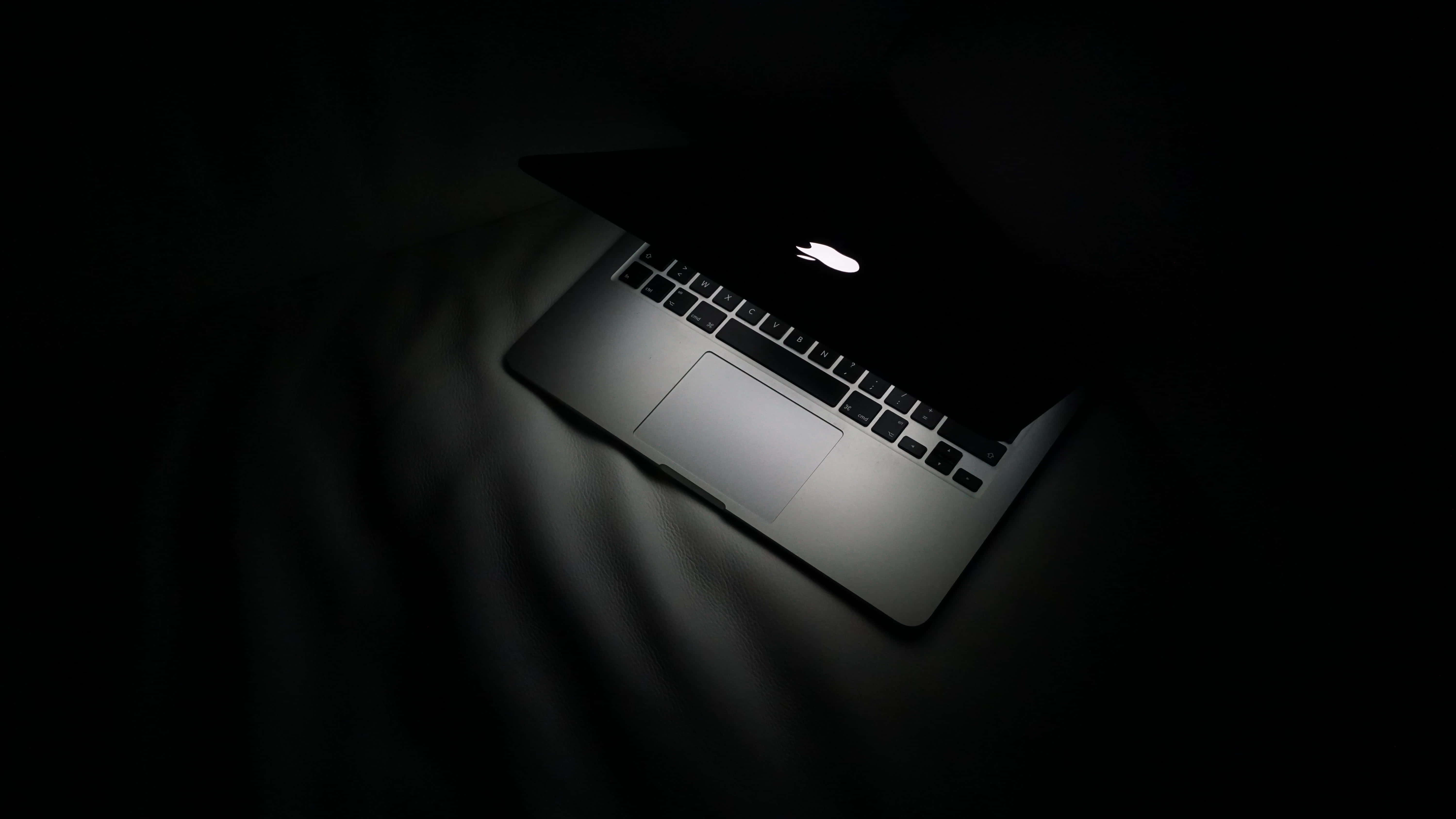 美学Macbook - 精致设计与创新造型 壁纸