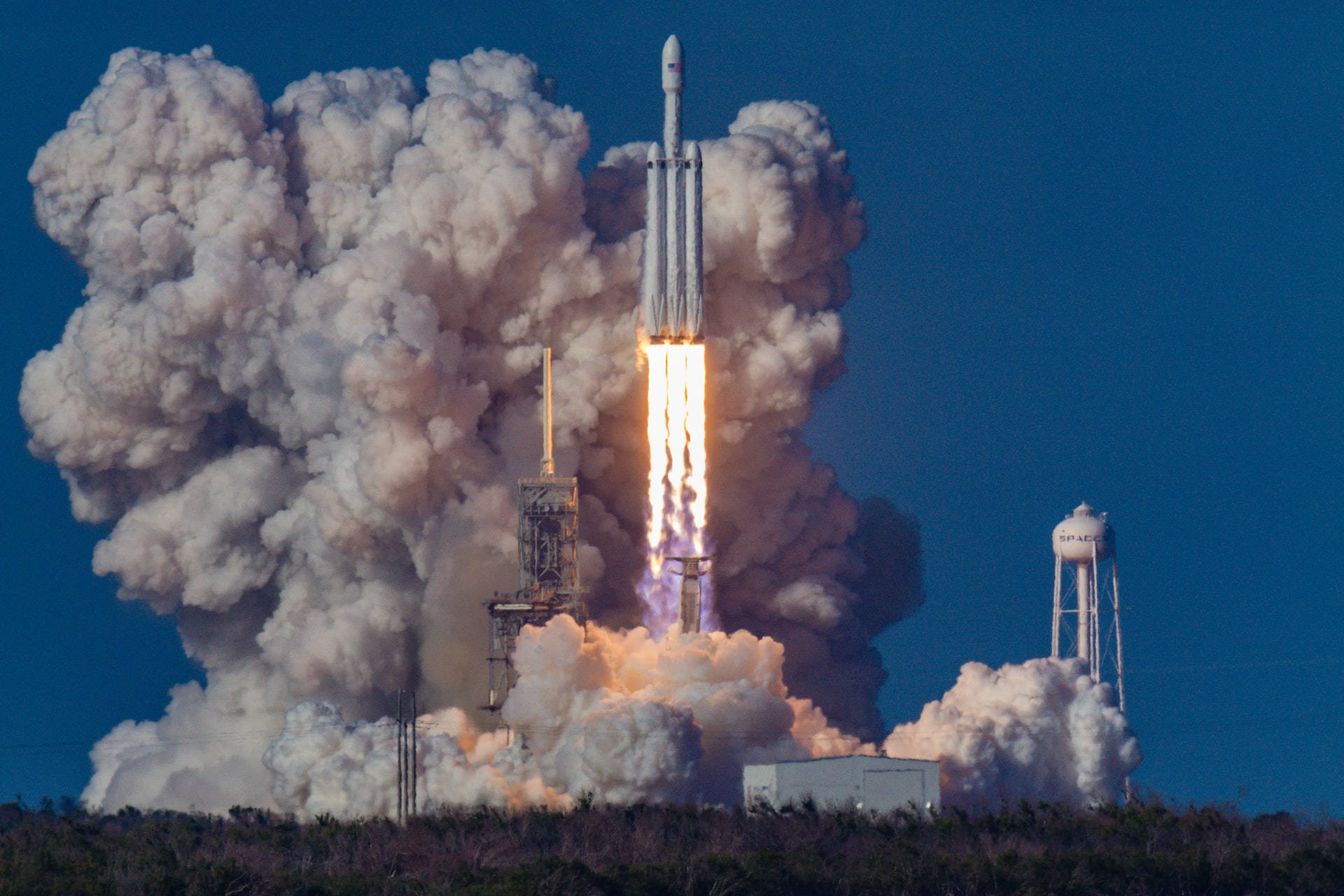 肯尼迪航天中心SpaceX猎鹰重型火箭 壁纸