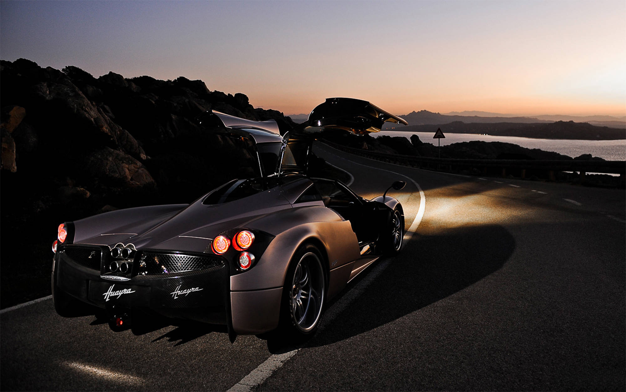酷炫汽车帕加尼 壁纸
