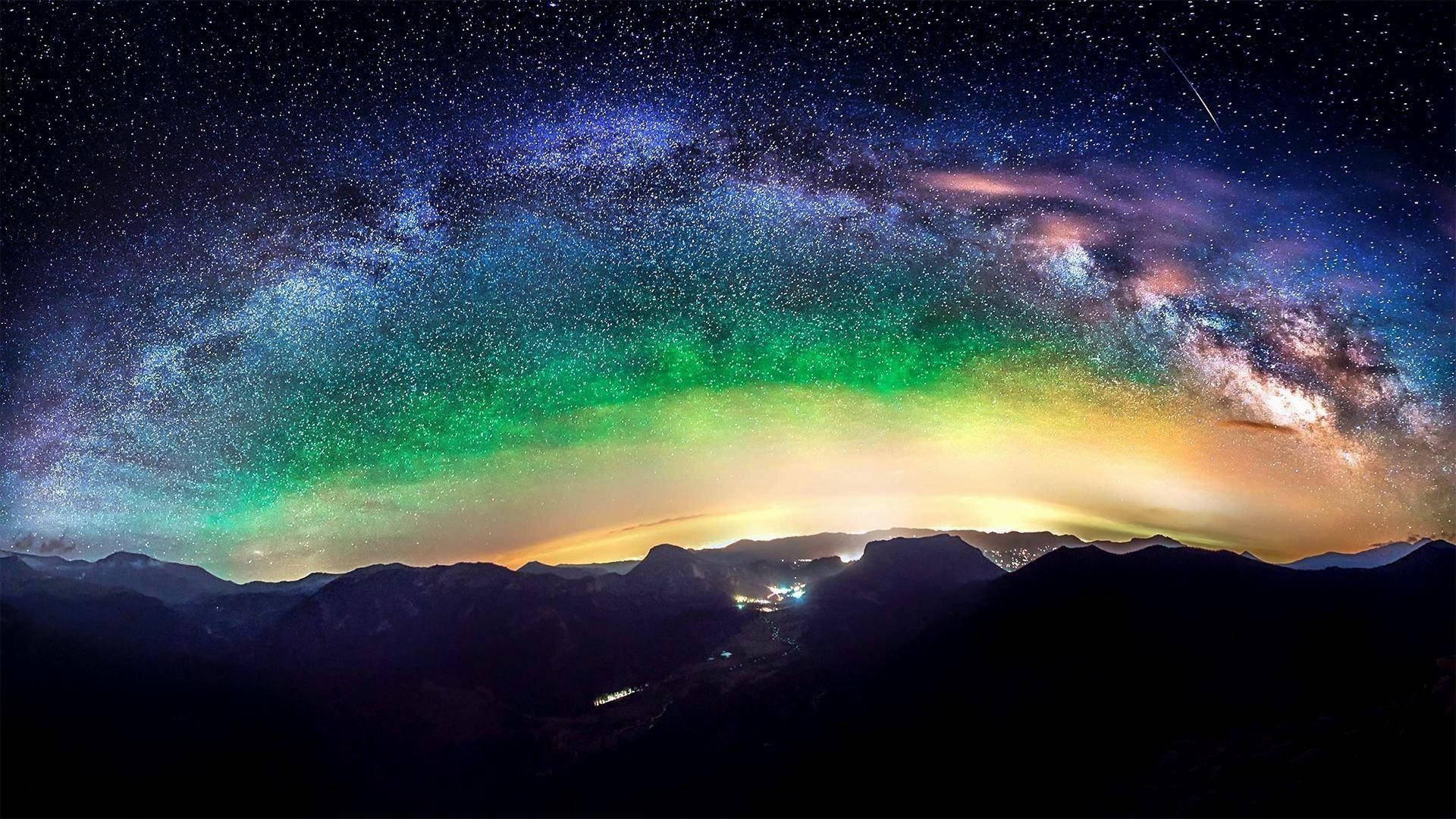 银河悬于山脉之上 星系动态壁纸 壁纸