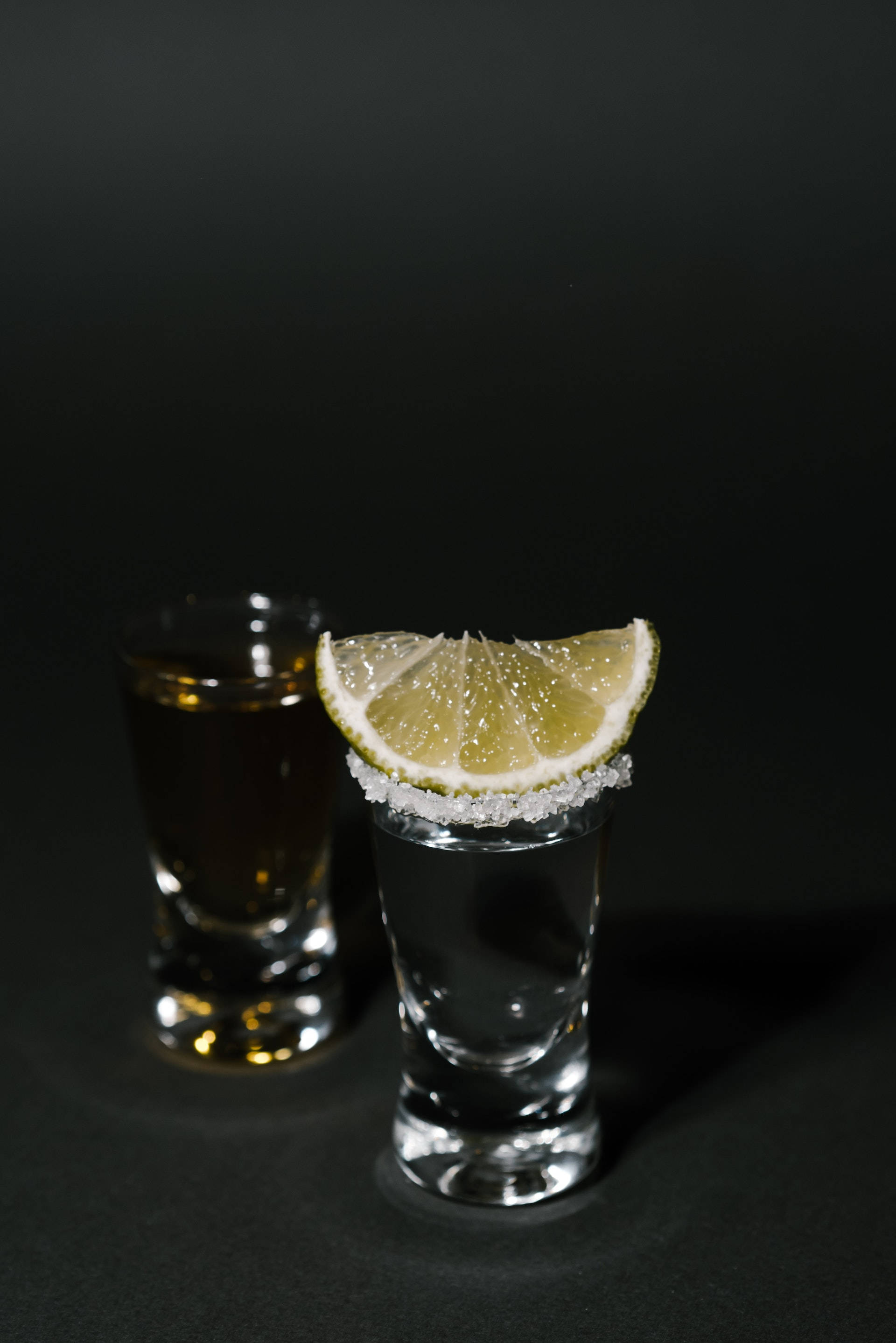 银色与金色特基拉柠檬酒 壁纸