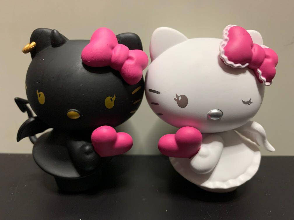 黑白凯蒂猫万圣节 壁纸