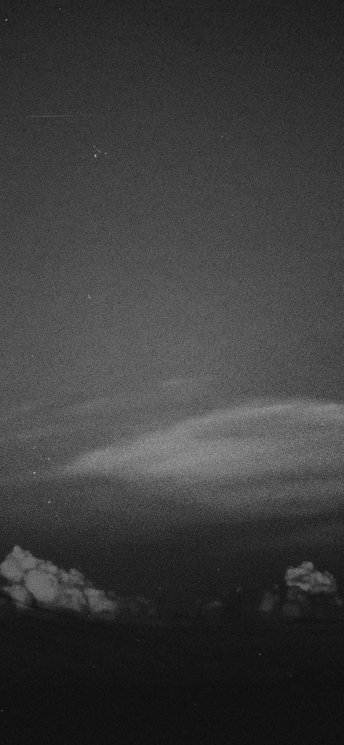 黑色复古颗粒天空 壁纸
