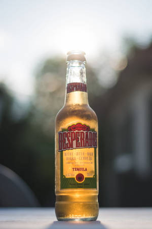 Desperados 特基拉酒瓶 — 小米平板7 Ultra 壁纸