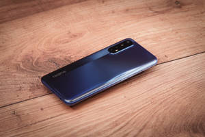 Realme 7黑色 — Realme 壁纸