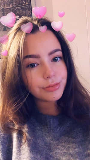 Snapchat图片 — 氛围感女孩动图 壁纸