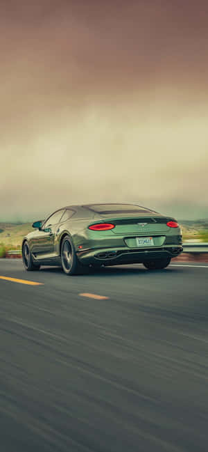 iPhone Xs Max Bentley 背景 — Nothing Phone (4a) 壁纸