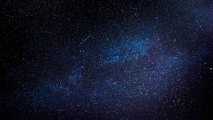 三星Galaxy S10 Plus迷人特写，展示其生动AMOLED屏幕 — 三星 Galaxy S22 壁纸