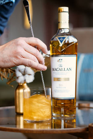 搅拌卓越 - Macallan威士忌鸡尾酒 — 小米平板 壁纸