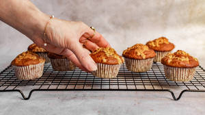 杏色烤面包 muffins 壁纸 — Pro Display XDR 壁纸
